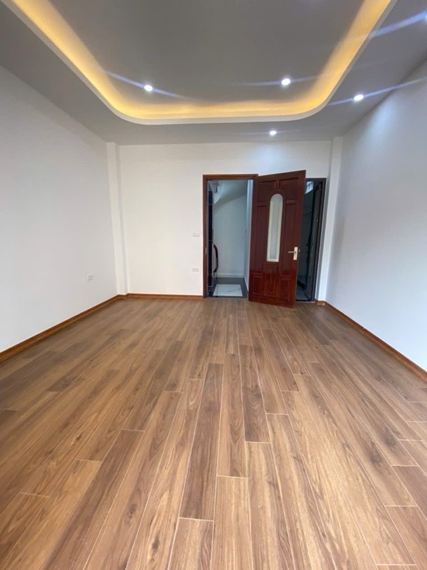Bán nhà Khương Đình - diện tích 32m2 6 tầng - Cực hiếm dưới 9 tỷ