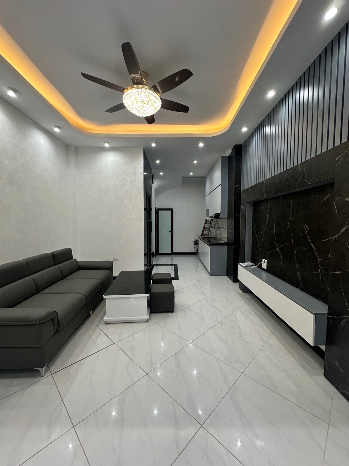 Bán nhà Khương Đình - diện tích 32m2 6 tầng - Cực hiếm dưới 9 tỷ
