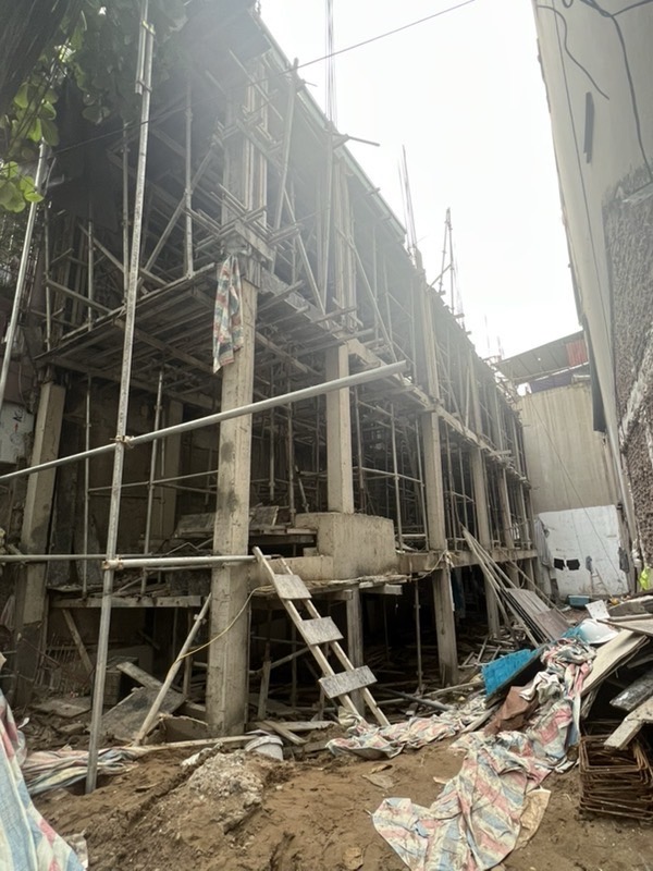 Bán nhà Đê La Thành - diện tích 76.5m2 1 tầng - Mặt phố Đê La Thành, trung tâm đắc địa - giá 26,5 tỷ