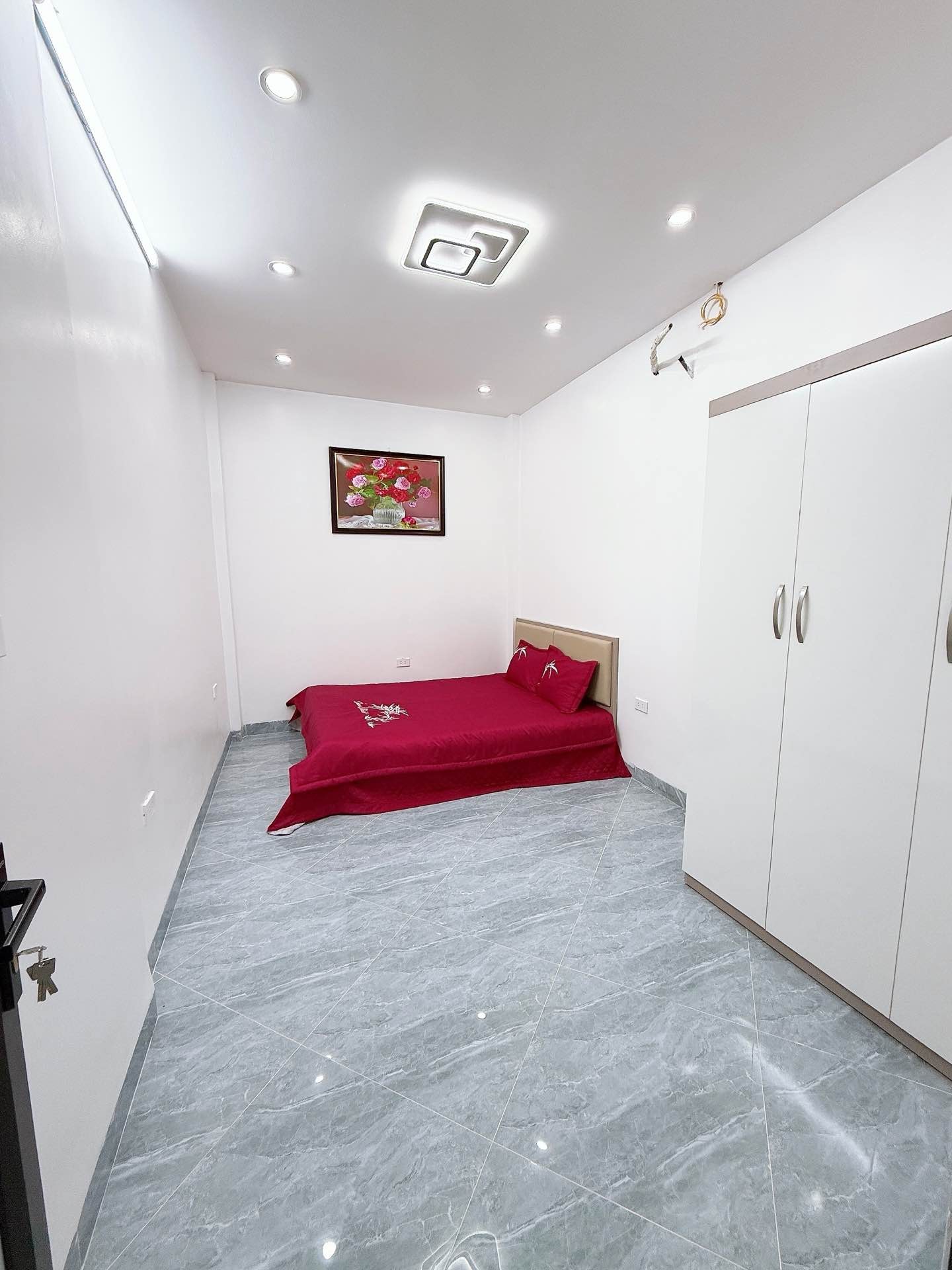 Bán nhà Vĩnh Tuy - diện tích 41m2 4 tầng - Nhà 6 ngủ, full nội thất - giá 3,95 tỷ