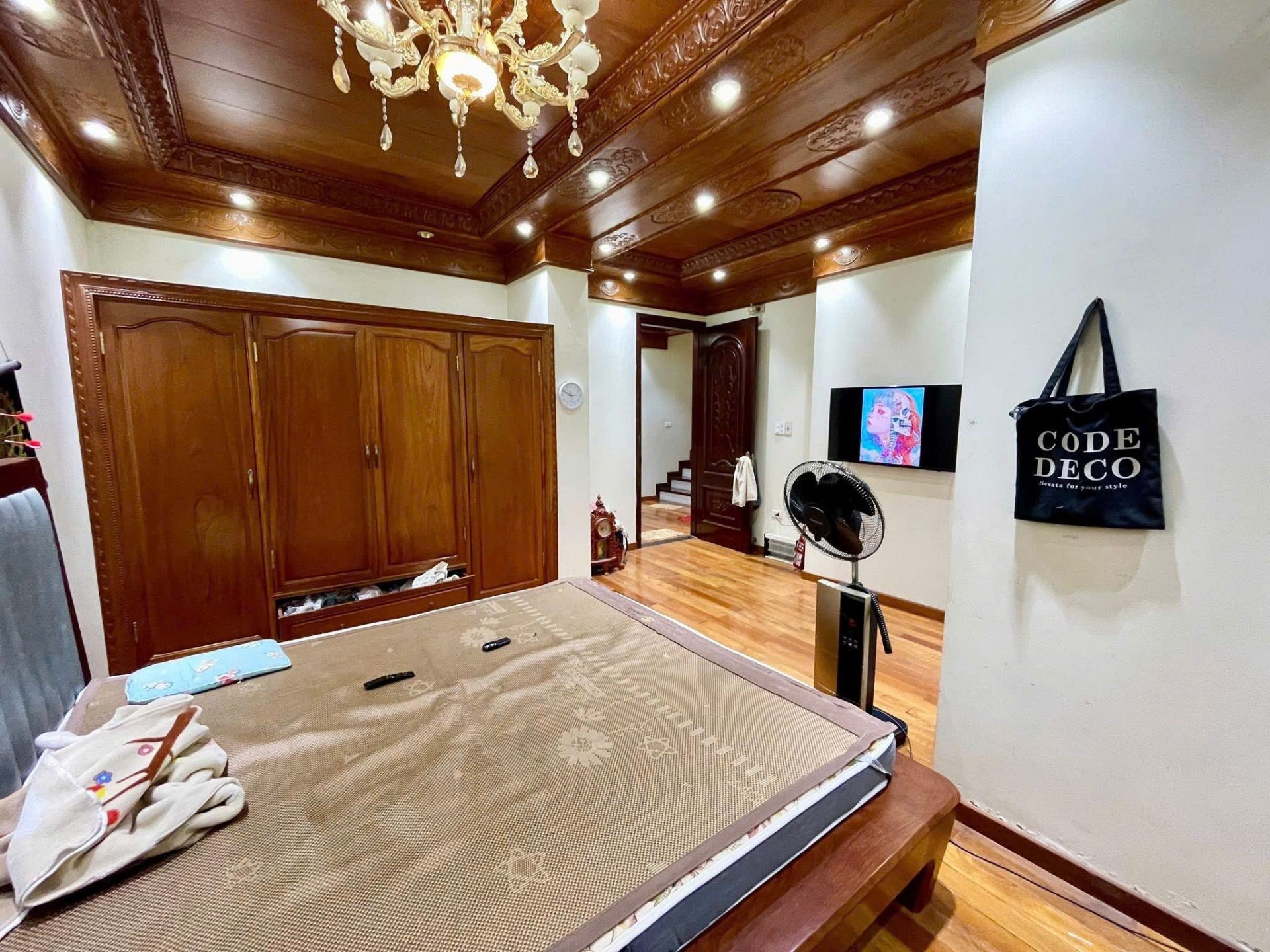 Bán nhà Linh Đàm - diện tích 200m2 4 tầng - Biệt thự song lập view công viên - giá 84 tỷ