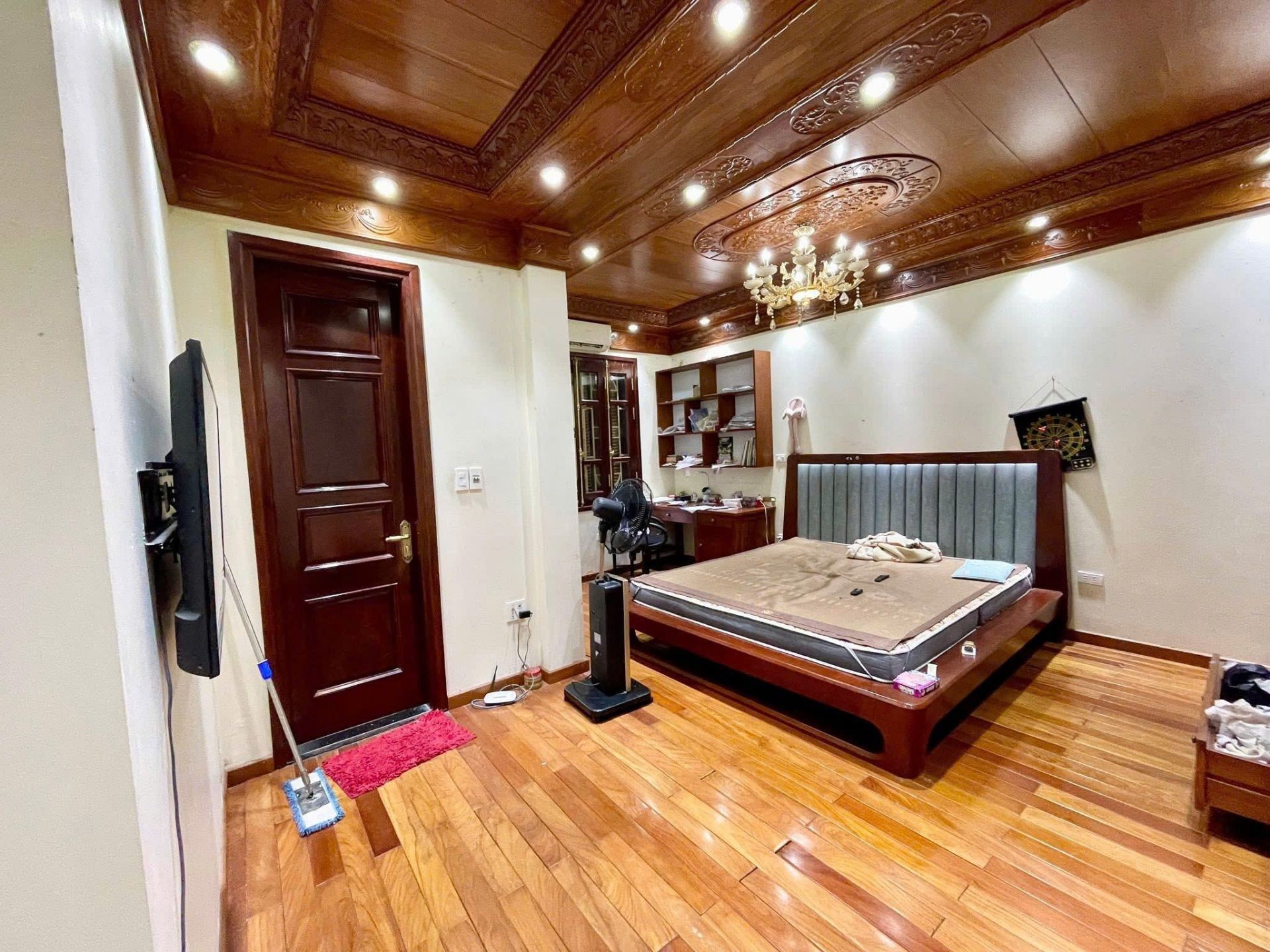 Bán nhà Linh Đàm - diện tích 200m2 4 tầng - Biệt thự song lập view công viên - giá 84 tỷ