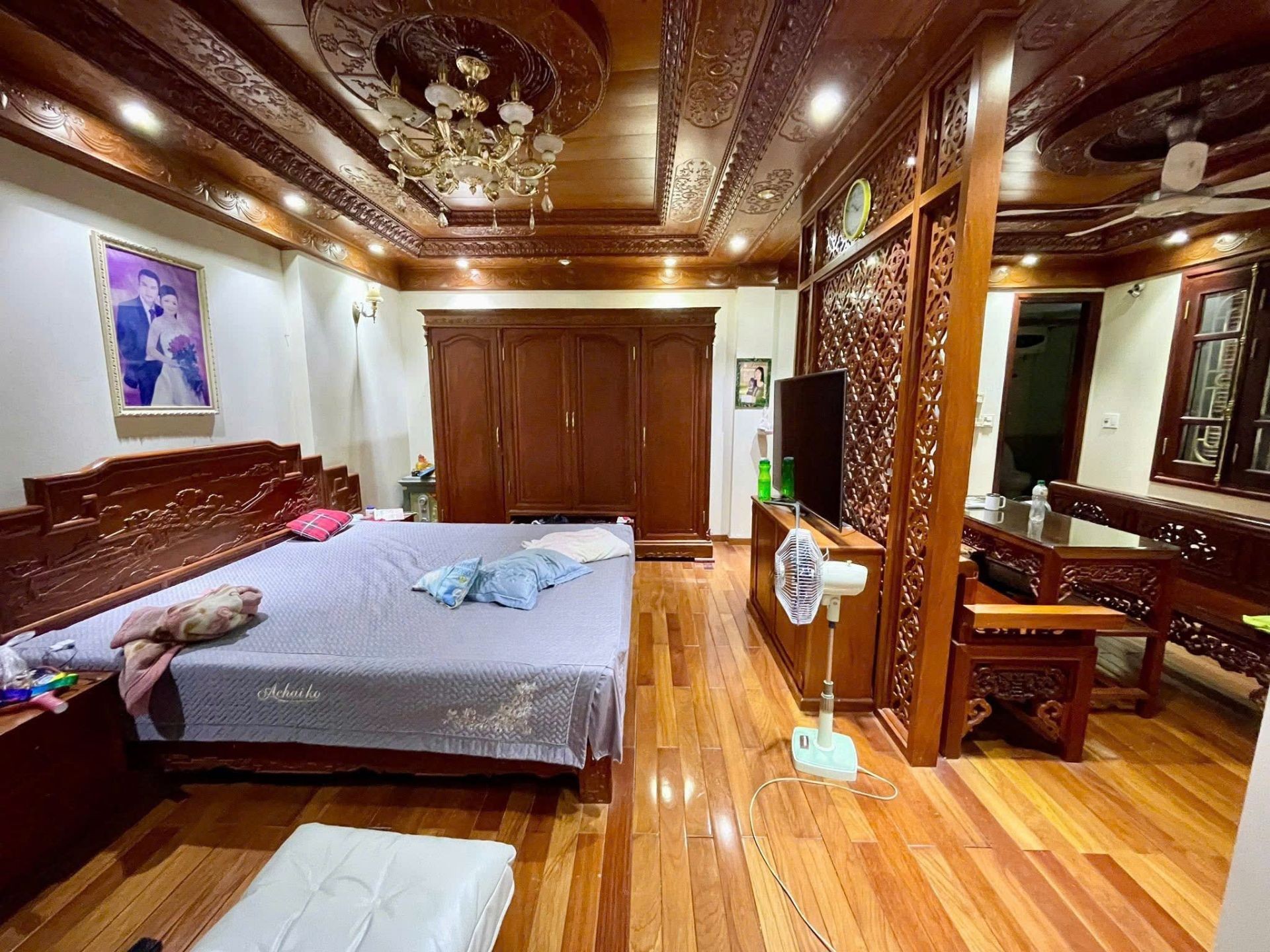 Bán nhà Linh Đàm - diện tích 200m2 4 tầng - Biệt thự song lập view công viên - giá 84 tỷ