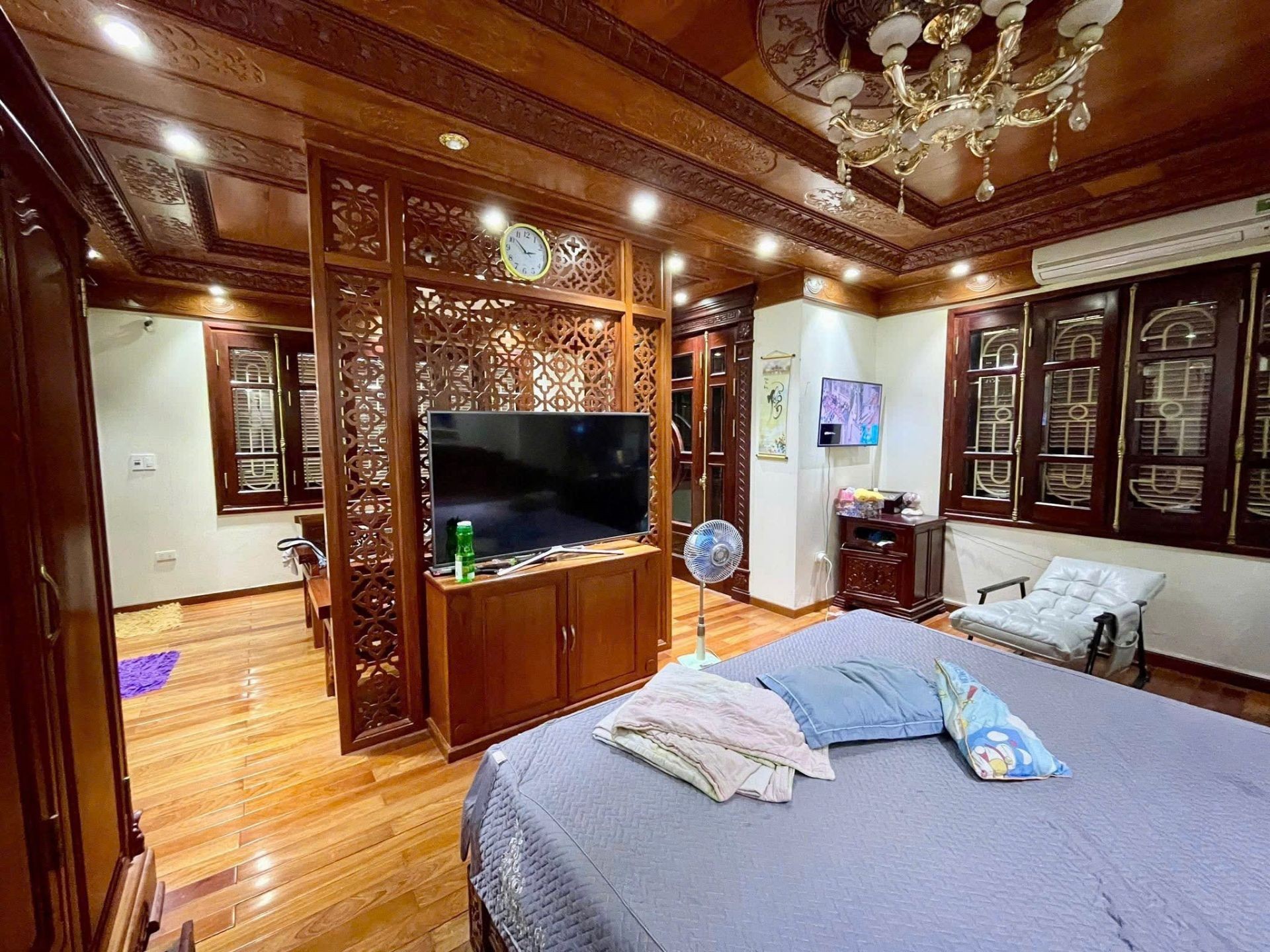 Bán nhà Linh Đàm - diện tích 200m2 4 tầng - Biệt thự song lập view công viên - giá 84 tỷ