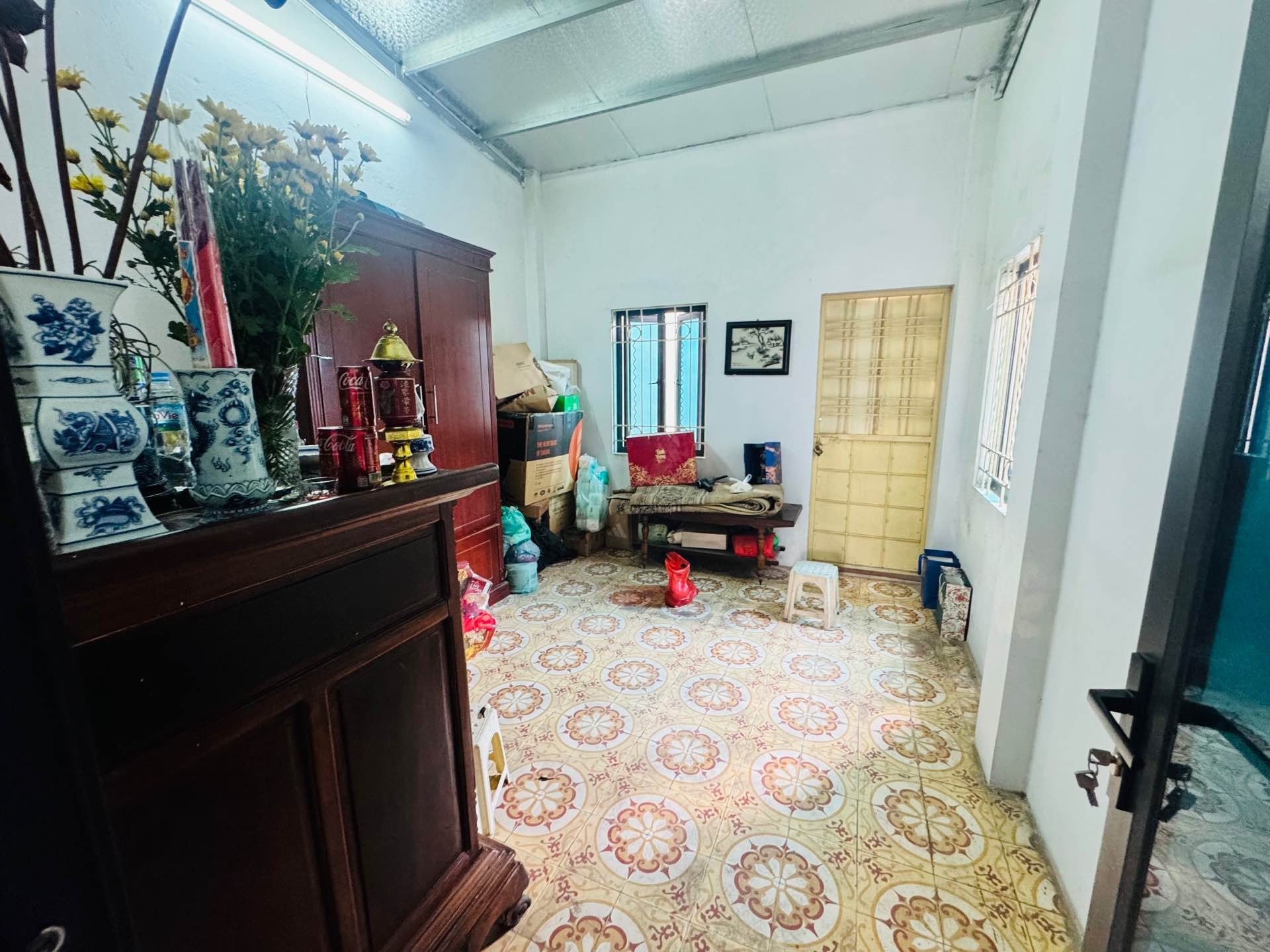 Bán nhà Thanh Nhàn - diện tích 42m2 3 tầng - Nhà đẹp hiếm có - giá 10,5 tỷ