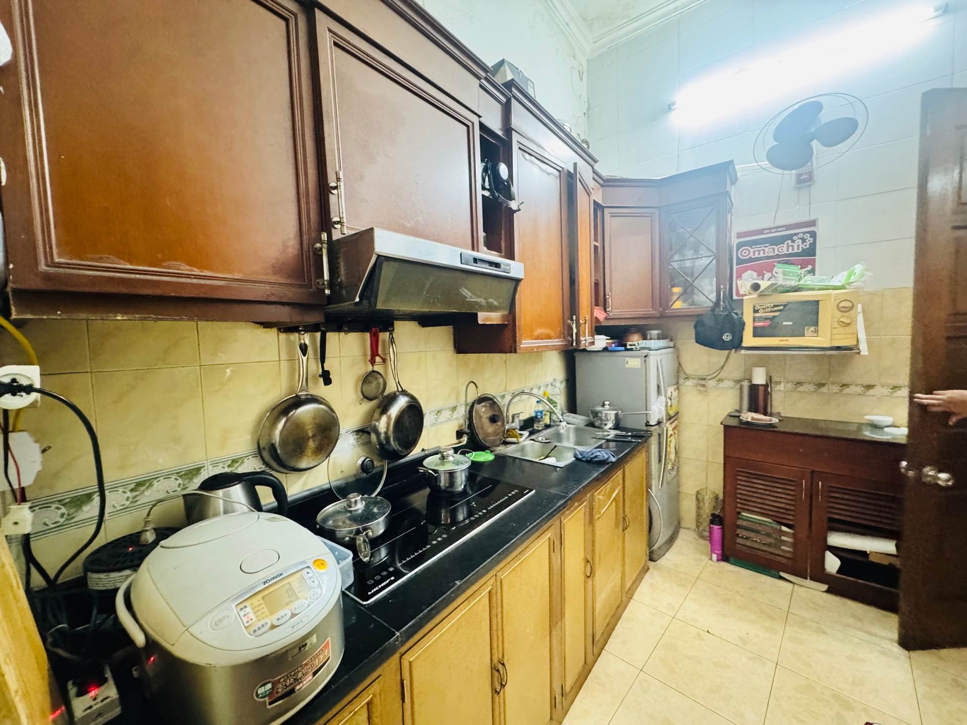 Bán nhà Thanh Nhàn - diện tích 42m2 3 tầng - Nhà đẹp hiếm có - giá 10,5 tỷ