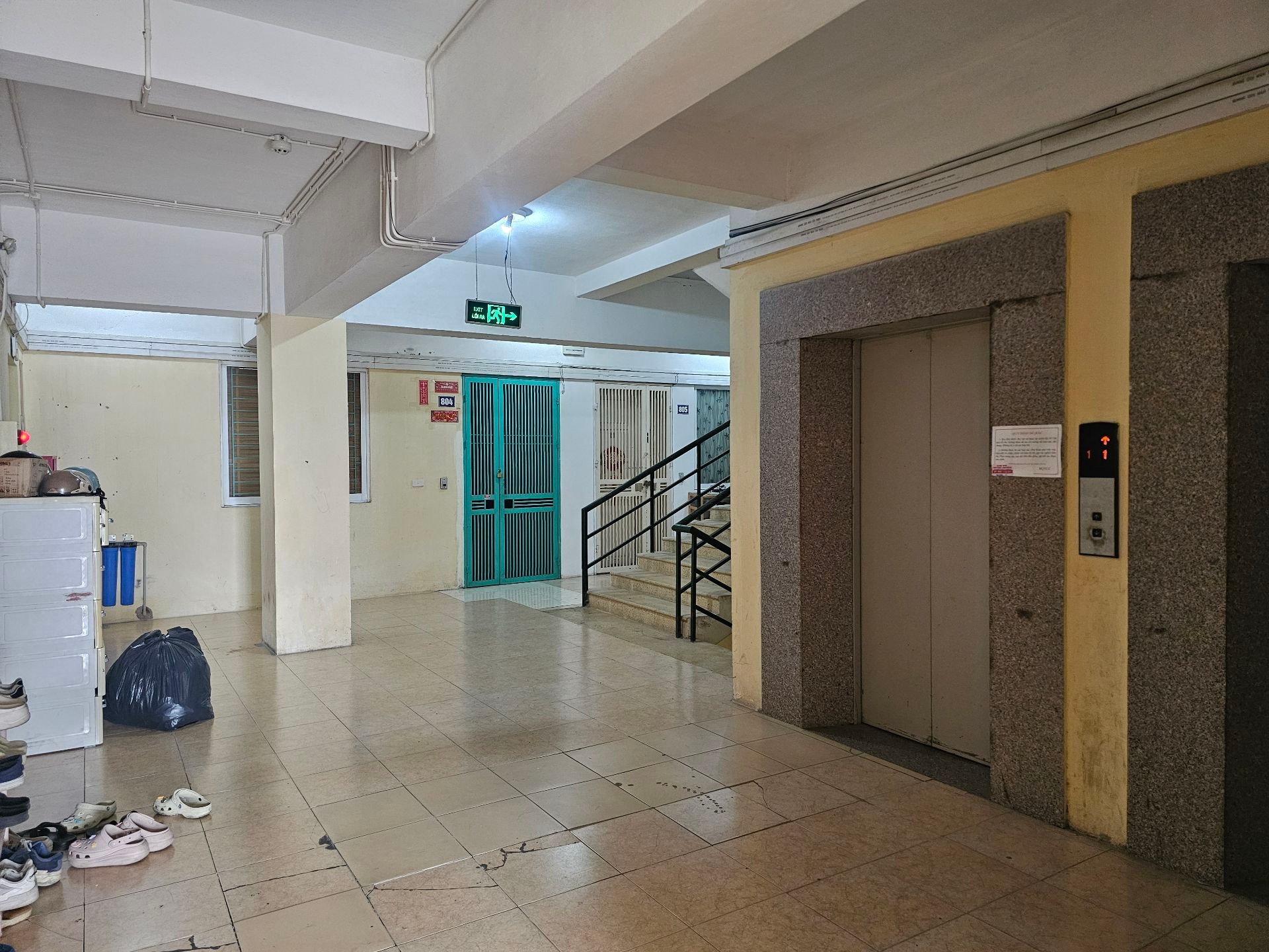 Bán nhà Minh Khai - diện tích 65m2 8 tầng - căn góc - giá 5 tỷ