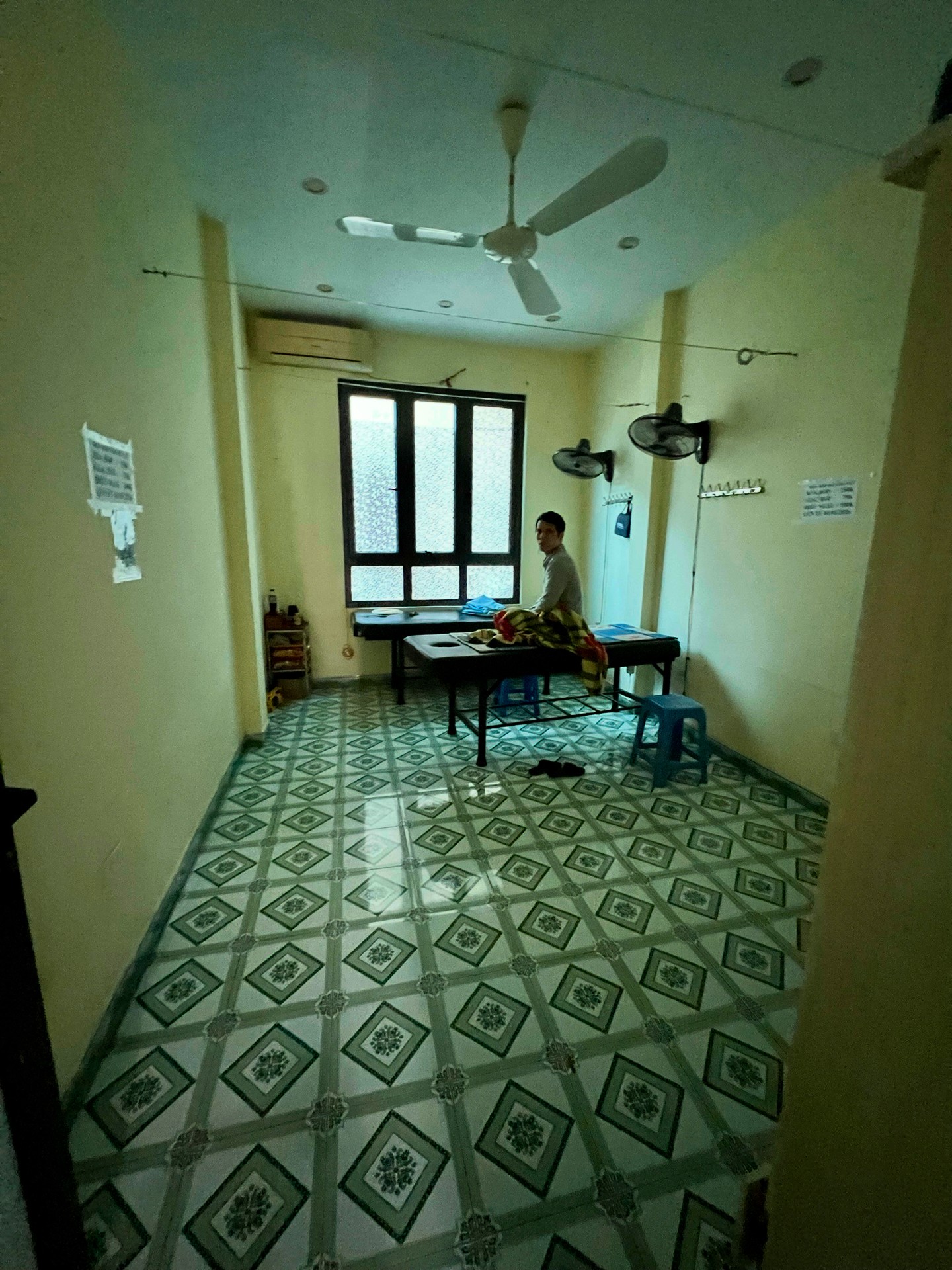 Bán nhà Trương Định - diện tích 26m2 5 tầng - Nhà đẹp ở ngay - giá 7,2 tỷ