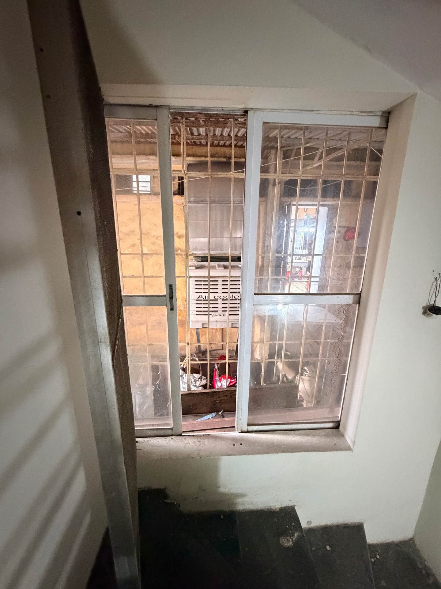 Bán nhà Minh Khai - diện tích 39.5m2 5 tầng - Thoáng trước, sau - giá 29,5 tỷ