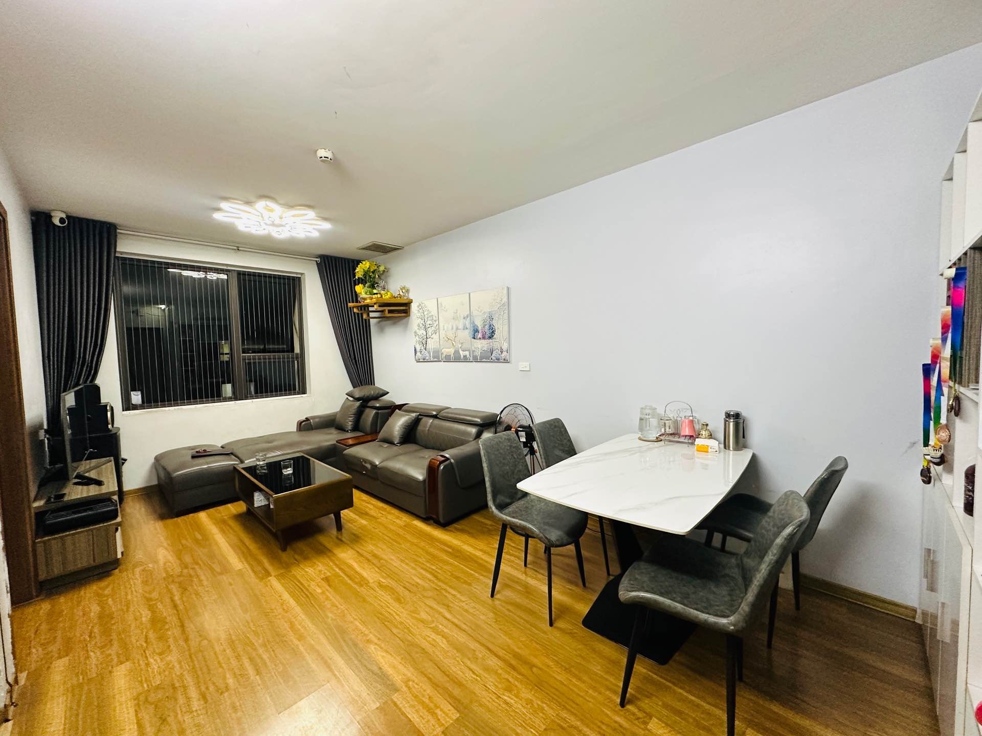 Bán nhà Tam Trinh - diện tích 55m2 21 tầng - Căn hộ chung cư thoáng mát - giá 4,3 tỷ