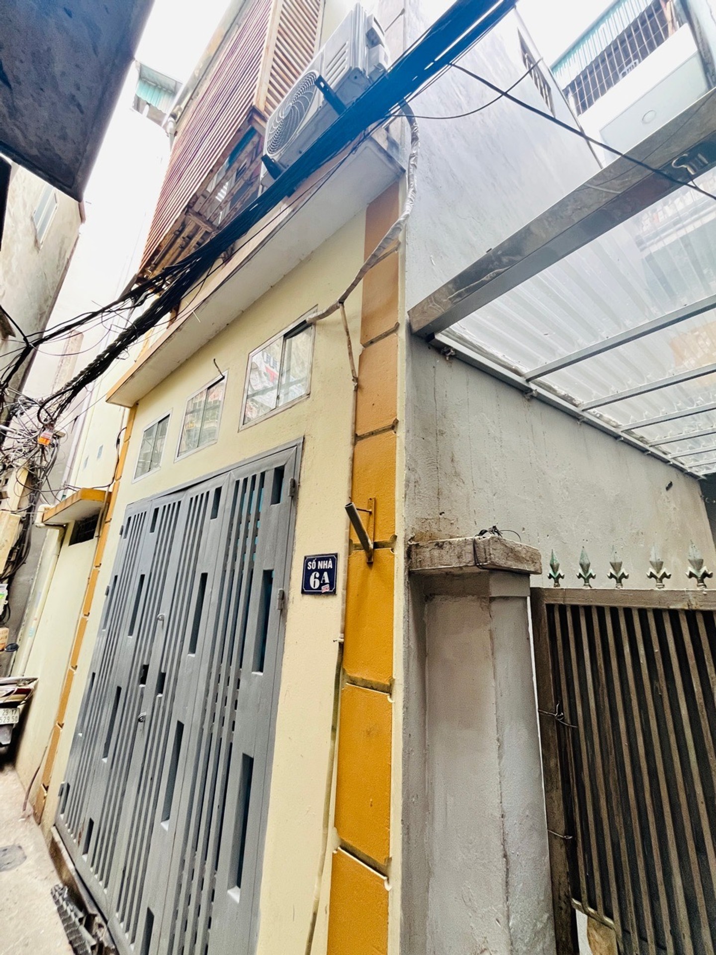 Bán nhà Nguyễn Văn Viên - diện tích 27m2 2 tầng - Lô góc thoáng sáng - giá 5,7 tỷ