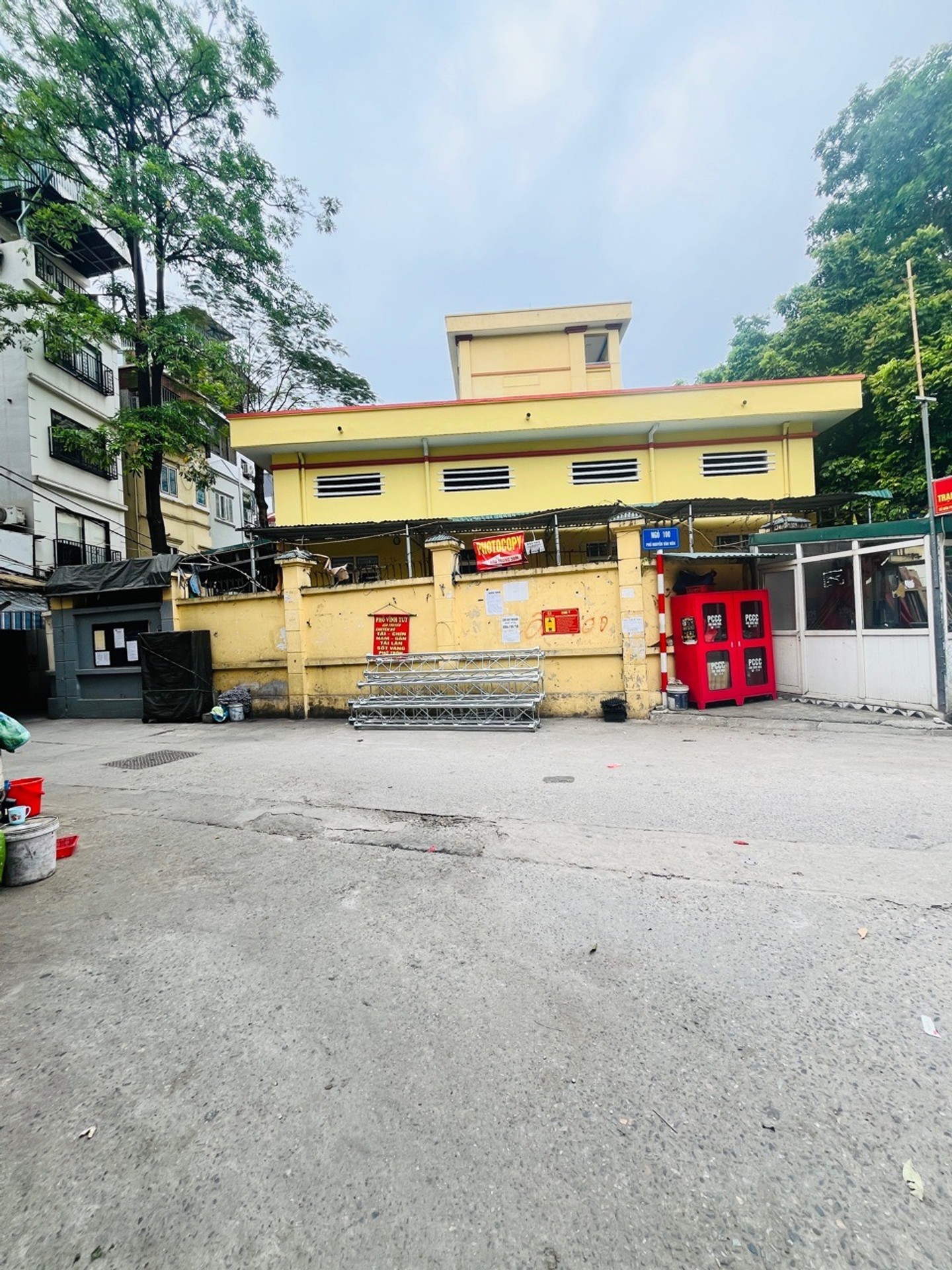 Bán nhà Nguyễn Văn Viên - diện tích 27m2 2 tầng - Lô góc thoáng sáng - giá 5,7 tỷ