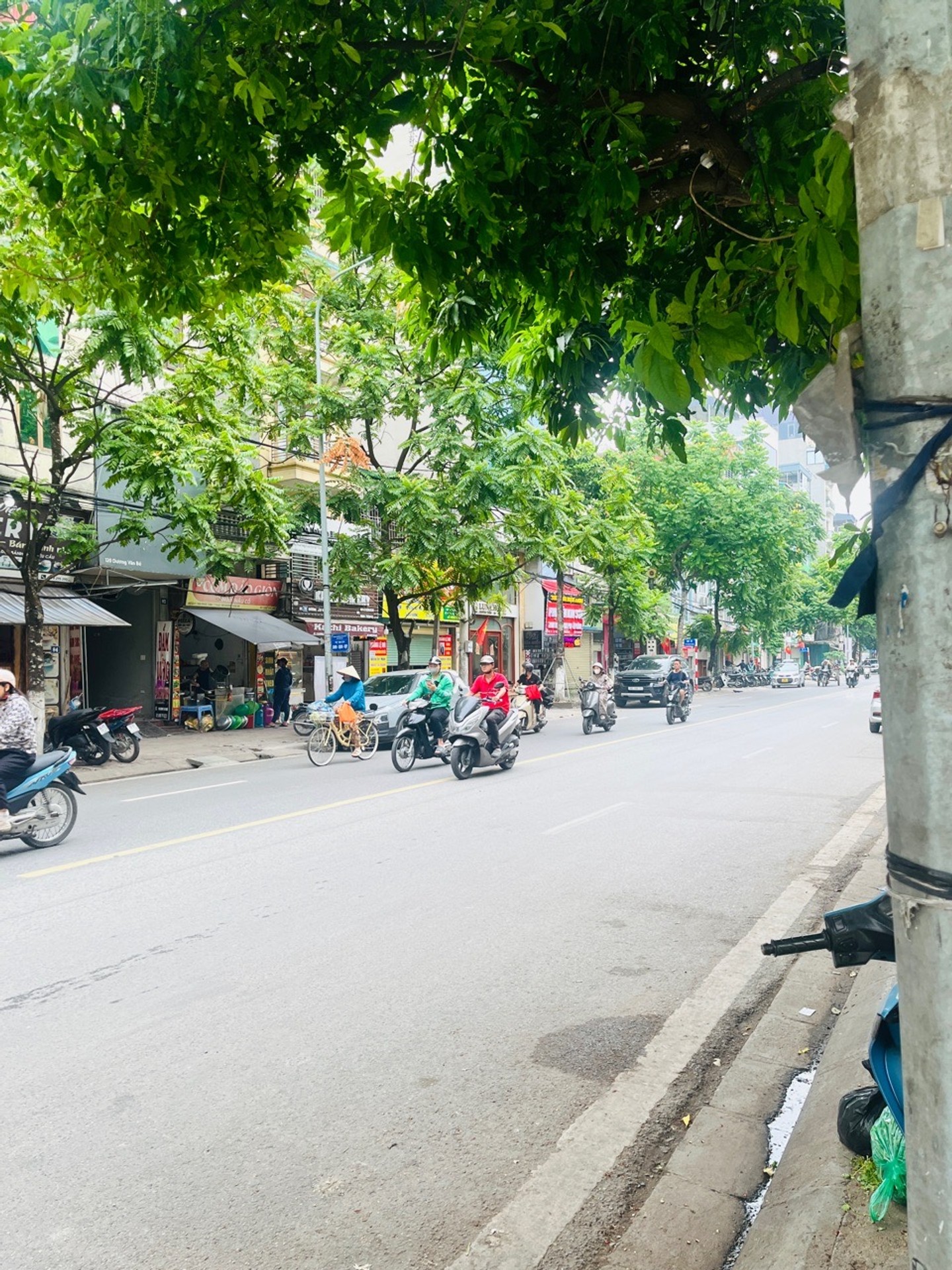 Bán nhà Nguyễn Văn Viên - diện tích 27m2 2 tầng - Lô góc thoáng sáng - giá 5,7 tỷ