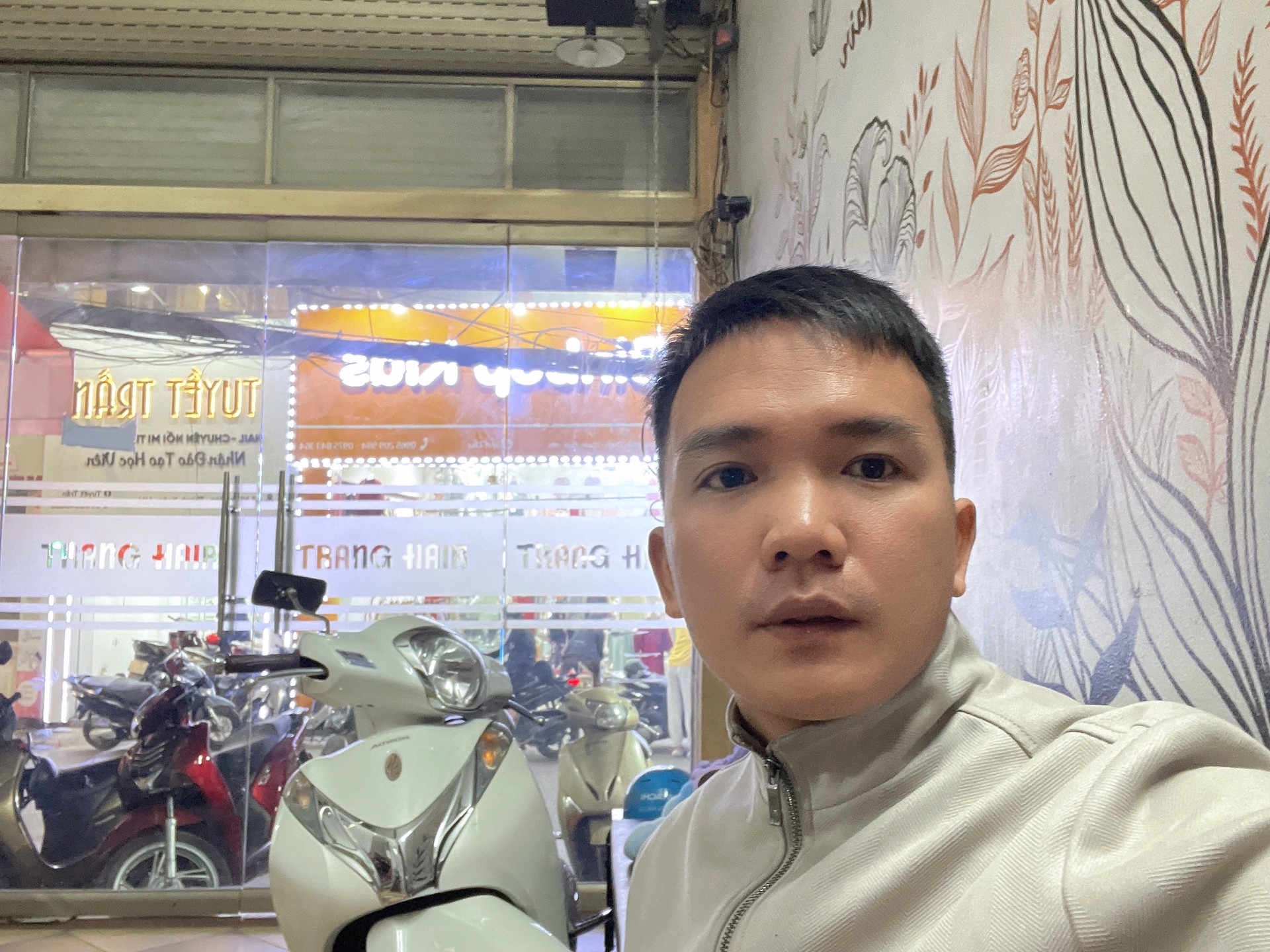 Bán nhà Nhân Hòa - diện tích 54m2 4 tầng - 1 mặt phố 1 mặt ngõ ô tô dừng đỗ - giá 25,3 tỷ