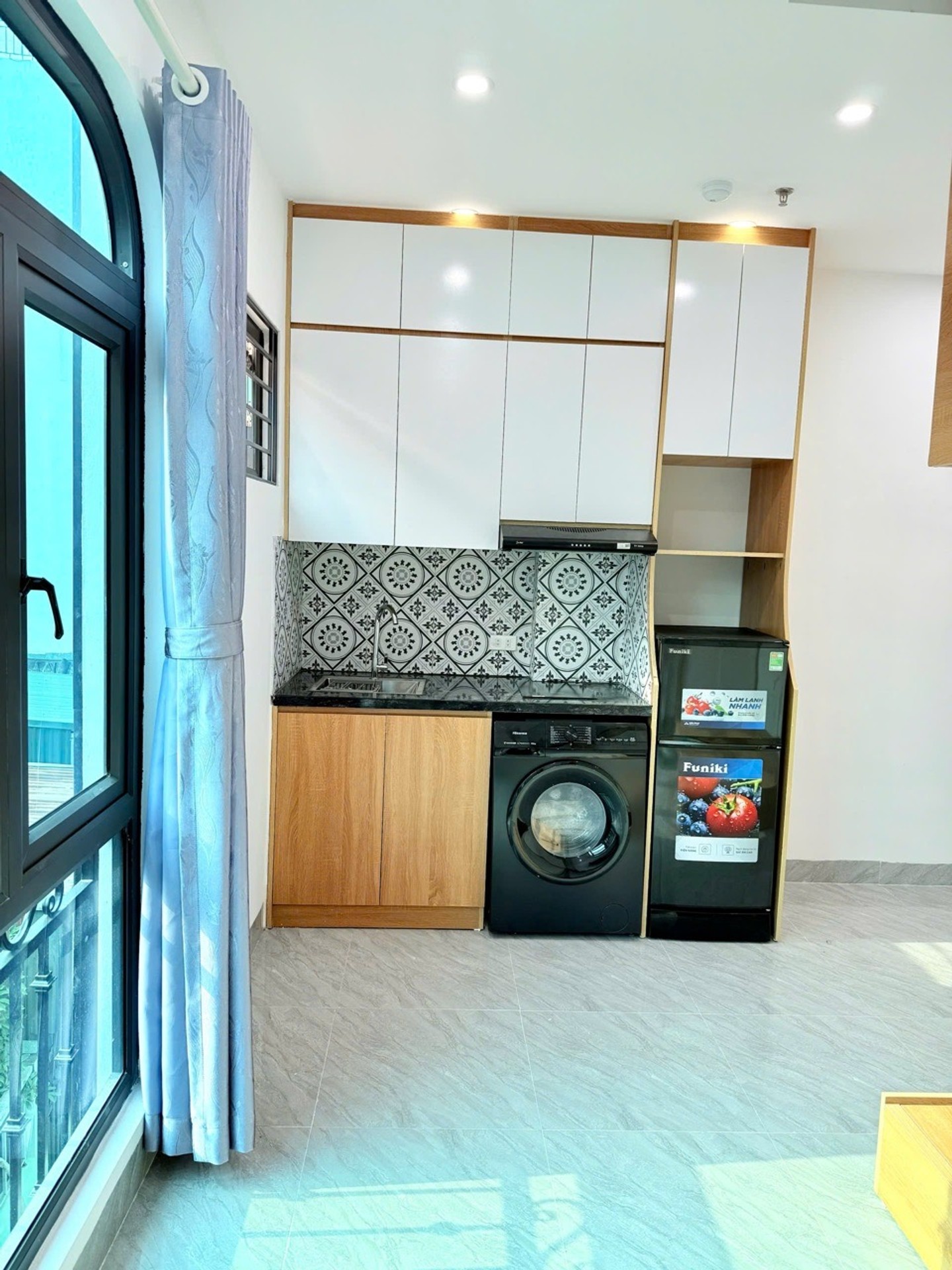 Bán nhà Đê La Thành - diện tích 60m2 7 tầng - LÔ GÓC - giá 17,9 tỷ