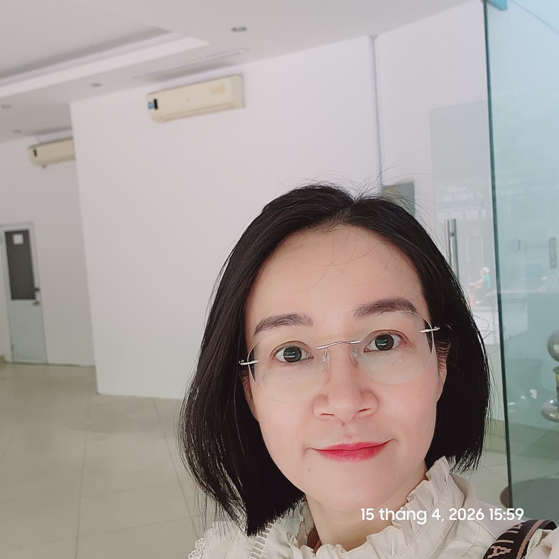 Bán nhà Ngọc Hồi - diện tích 70m2 5 tầng - ô tô tránh - giá 26 tỷ
