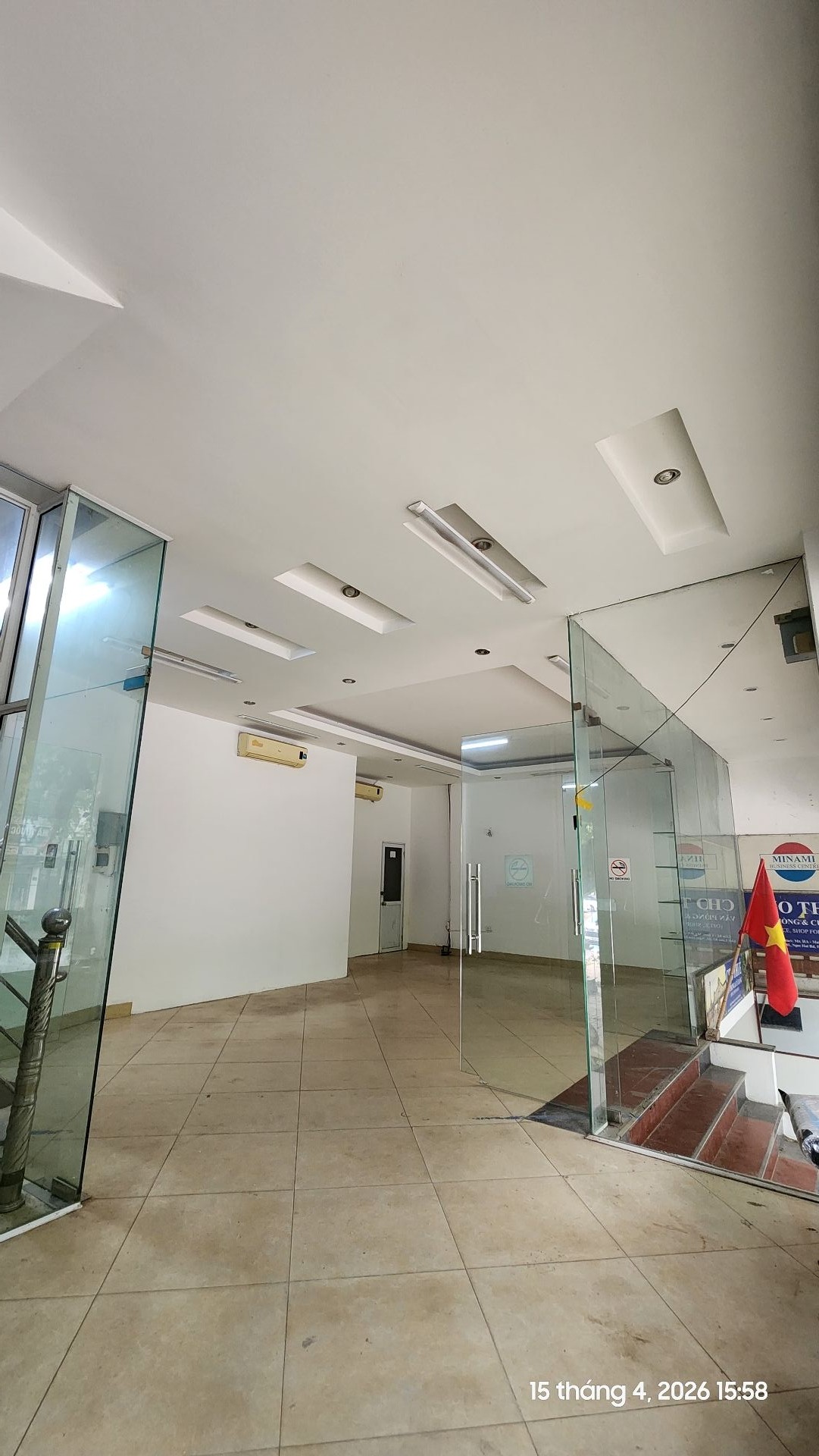 Bán nhà Ngọc Hồi - diện tích 70m2 5 tầng - ô tô tránh - giá 26 tỷ