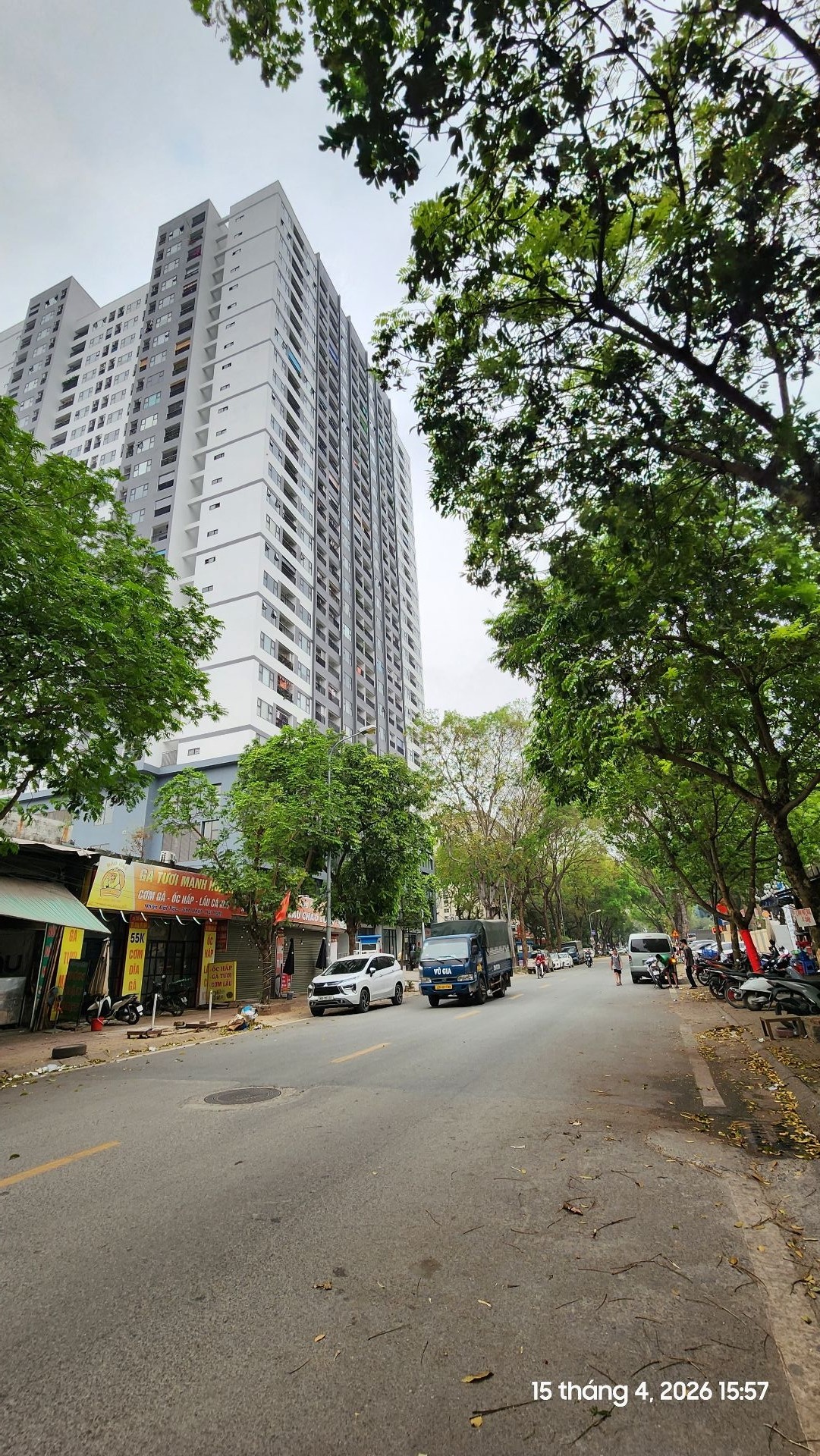Bán nhà Ngọc Hồi - diện tích 70m2 5 tầng - ô tô tránh - giá 26 tỷ