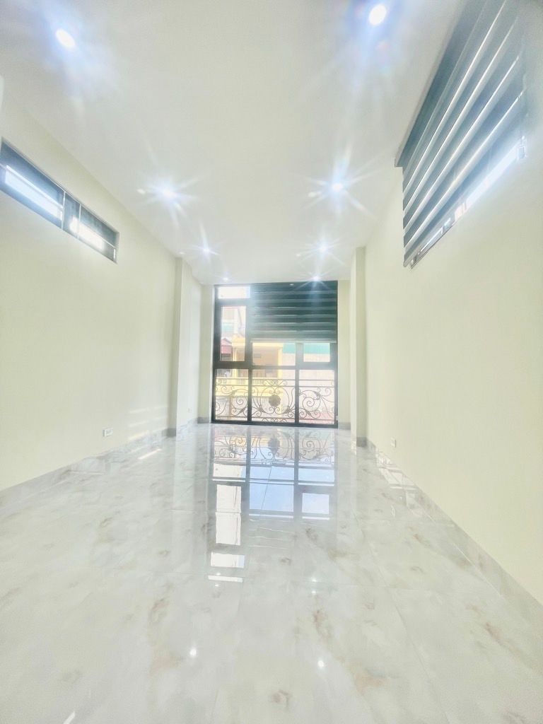 Bán nhà Trương Định - diện tích 57m2 6 tầng - Nhà mặt phố, kinh doanh siêu đỉnh - giá 35 tỷ