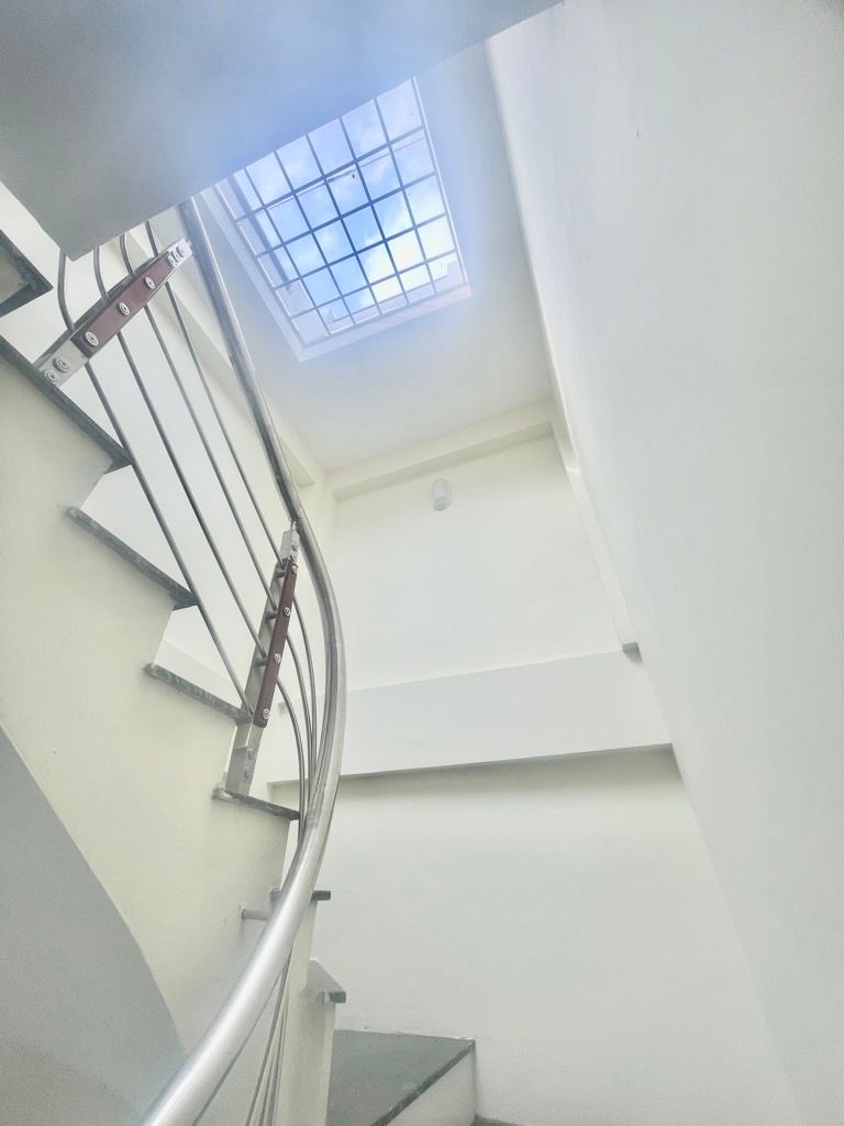 Bán nhà Trương Định - diện tích 57m2 6 tầng - Nhà mặt phố, kinh doanh siêu đỉnh - giá 35 tỷ