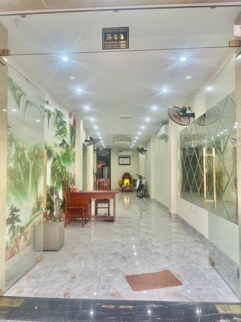 Bán nhà Trương Định - diện tích 57m2 6 tầng - Nhà mặt phố, kinh doanh siêu đỉnh - giá 35 tỷ