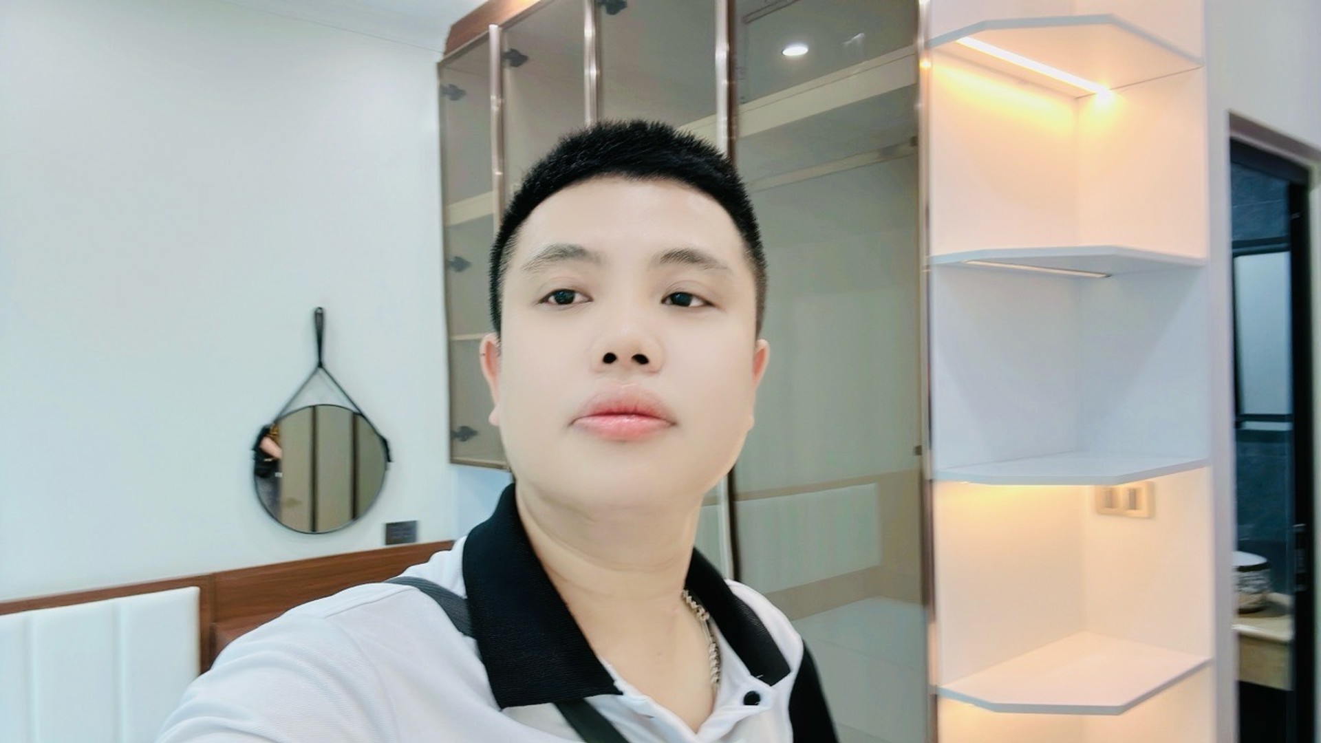 Bán nhà Vĩnh Hưng - diện tích 50m2 6 tầng - Lô góc, ô tô - giá 16,5 tỷ