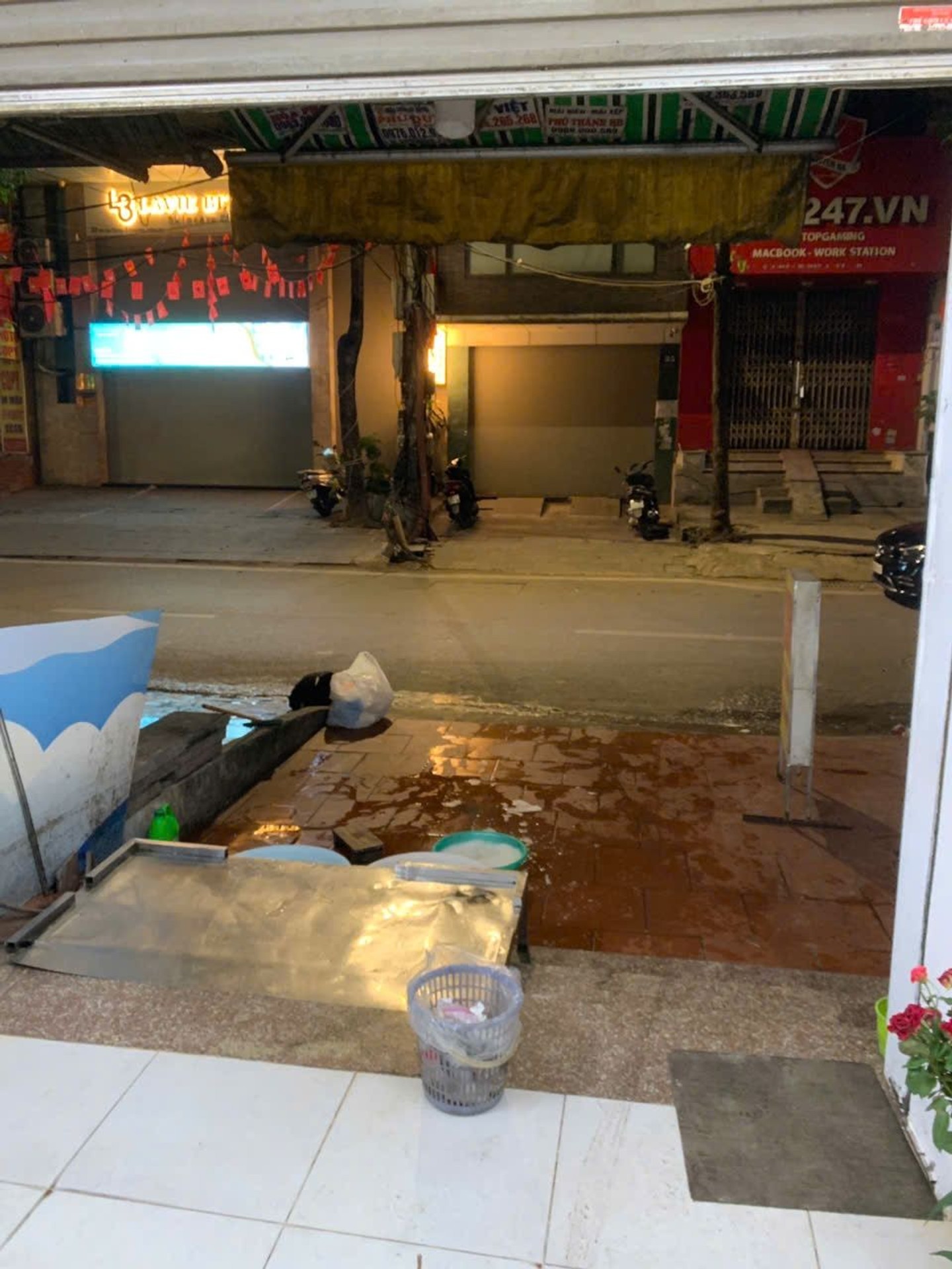 Bán nhà Võ Văn Dũng - diện tích 30m2 5 tầng - ô tô tránh - giá 28,5 tỷ