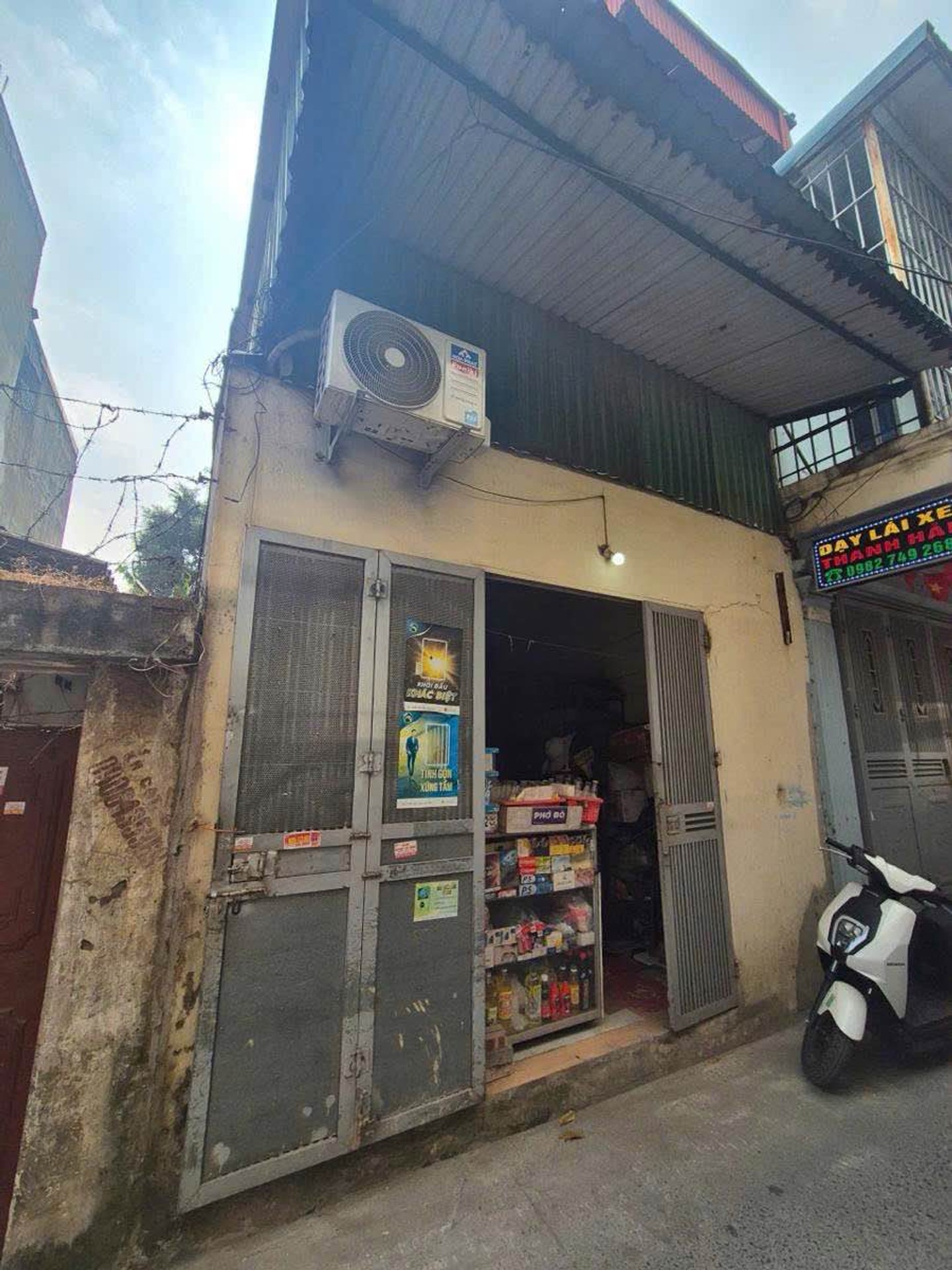 Bán nhà Lĩnh Nam - diện tích 60m2 1 tầng - Ngõ thông, kinh doanh - giá 9 tỷ