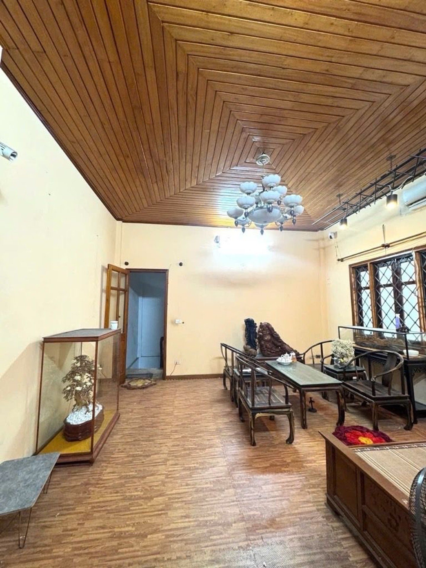 Bán nhà Hoàng Mai - diện tích 51m2 4 tầng - Lô góc siêu thoáng - giá 15,5 tỷ