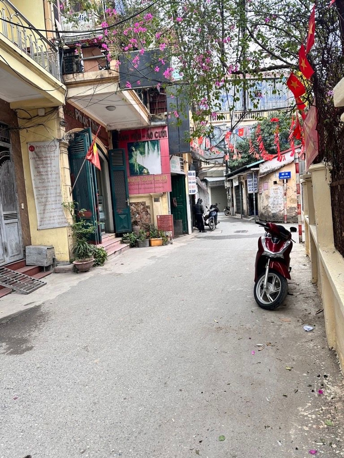 Bán nhà Hoàng Mai - diện tích 51m2 4 tầng - Lô góc siêu thoáng - giá 15,5 tỷ