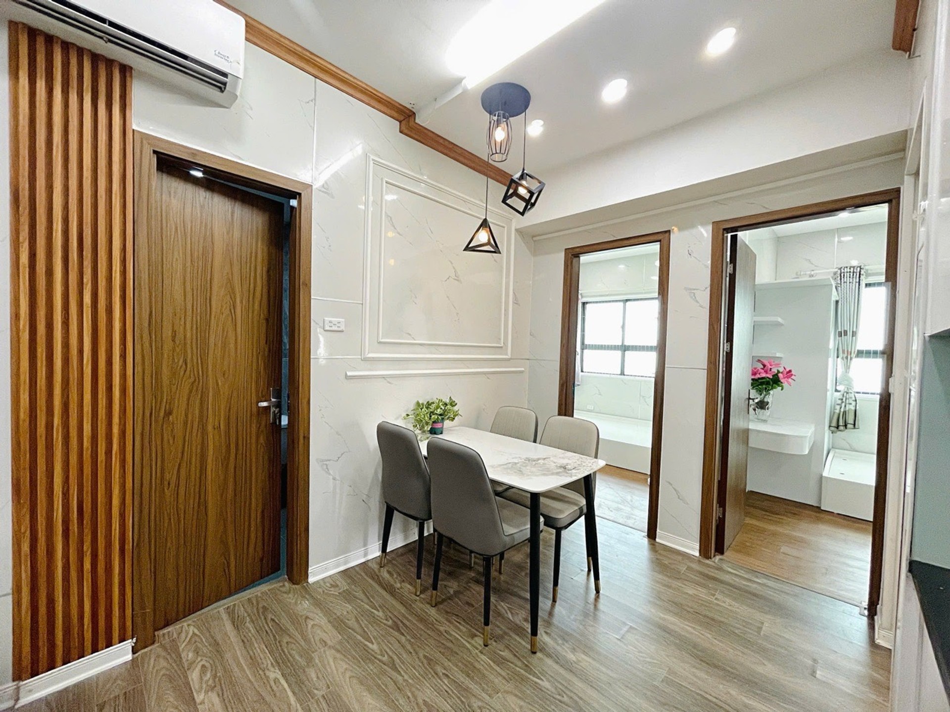 Bán nhà Nguyễn Xiển - diện tích 53m2 1 tầng - nhà đẹp hiếm có - giá 4,2 tỷ