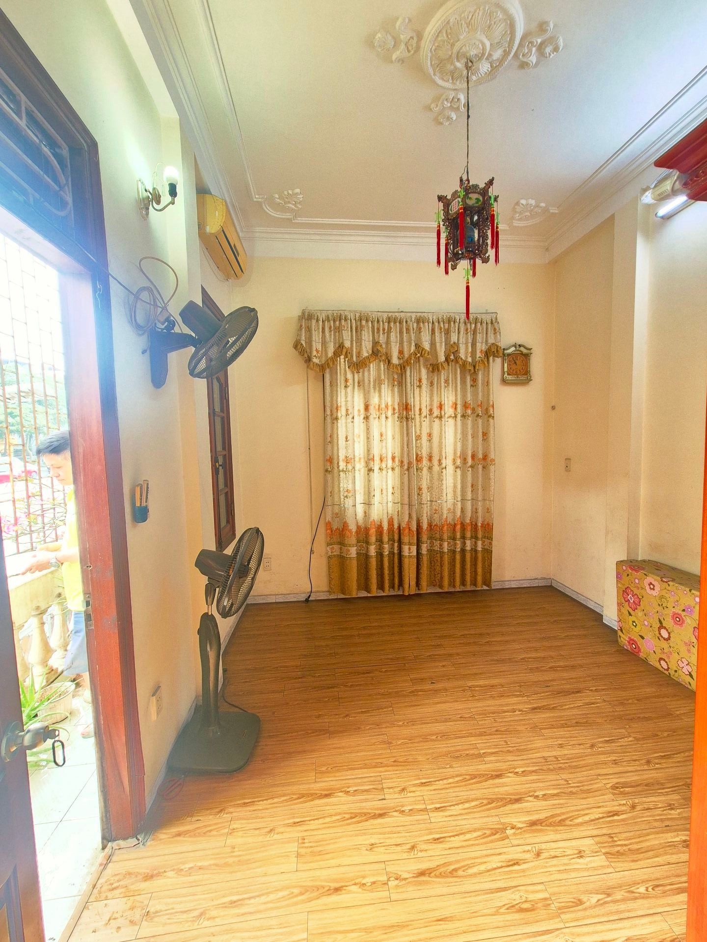 Bán nhà Nguyễn Khoái - diện tích 33m2 3 tầng - Mặt phố kinh doanh sầm uất - giá 8,6 tỷ