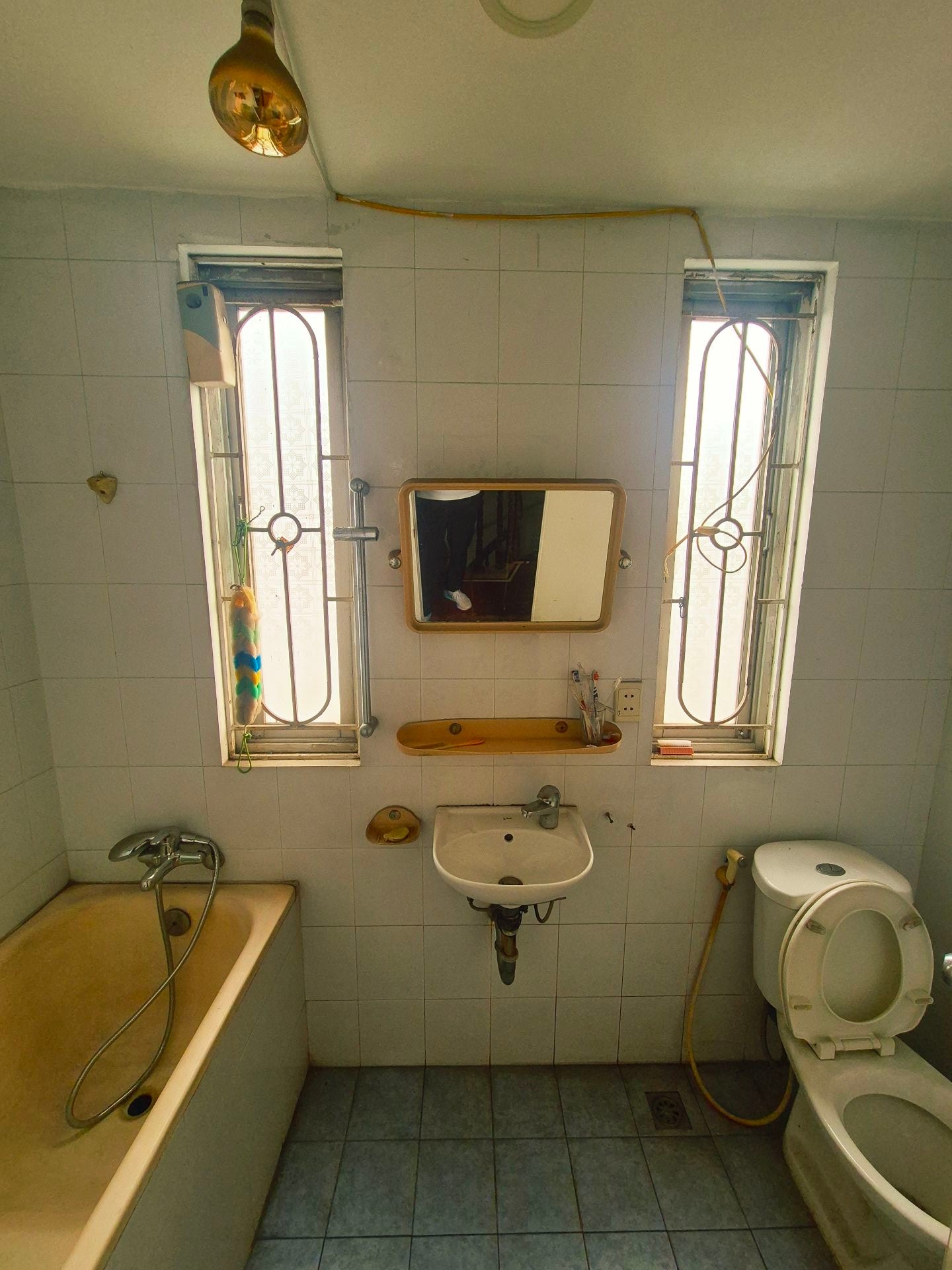 Bán nhà Nguyễn Khoái - diện tích 33m2 3 tầng - Mặt phố kinh doanh sầm uất - giá 8,6 tỷ