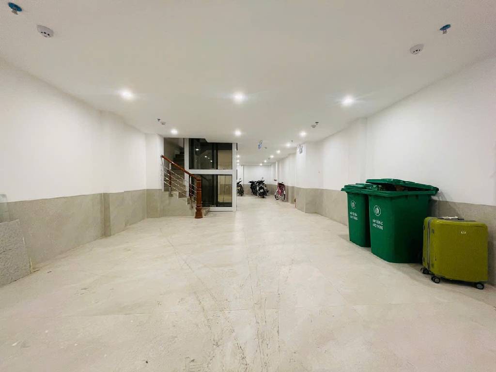 Bán nhà Tôn Thất Tùng - diện tích 90m2 7 tầng - Tòa chung cư mini - giá 28 tỷ