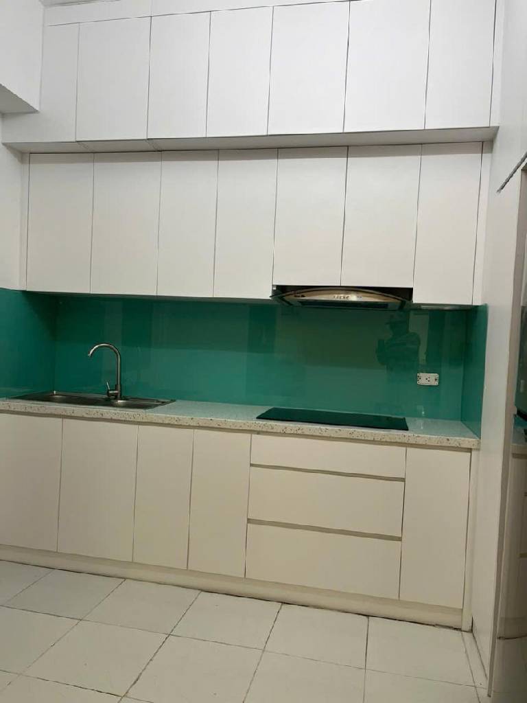 Bán nhà MẶT PHỐ - diện tích 115m2 24 tầng - Ô TÔ DỪNG ĐỖ - giá 5,9 tỷ