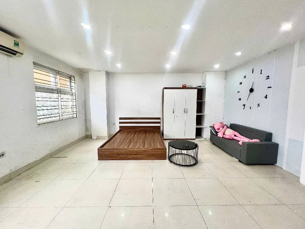 Bán nhà Tân Mai - diện tích 86m2 9 tầng - Thang máy - giá 39 tỷ