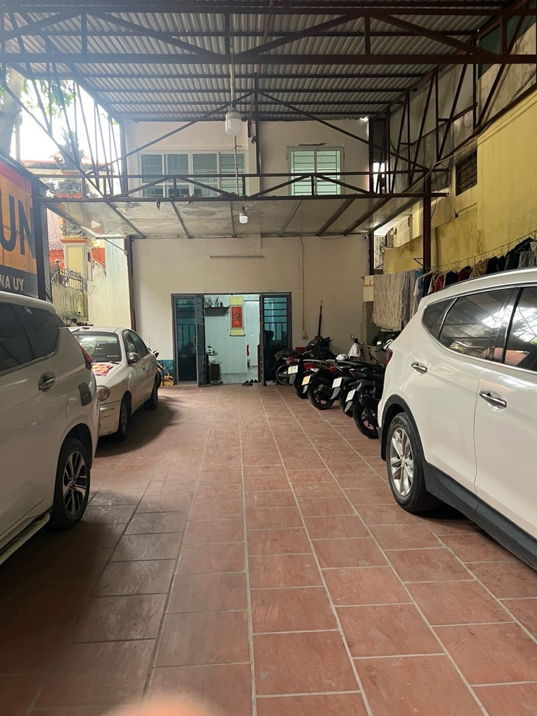 Bán nhà Kim Ngưu - diện tích 165m2 2 tầng - Ô TÔ TRÁNH - giá 25 tỷ