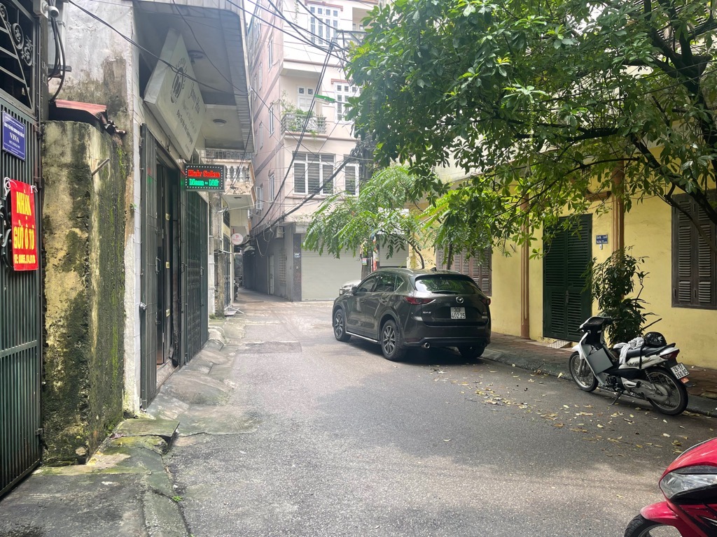 Bán nhà Kim Ngưu - diện tích 165m2 2 tầng - Ô TÔ TRÁNH - giá 25 tỷ