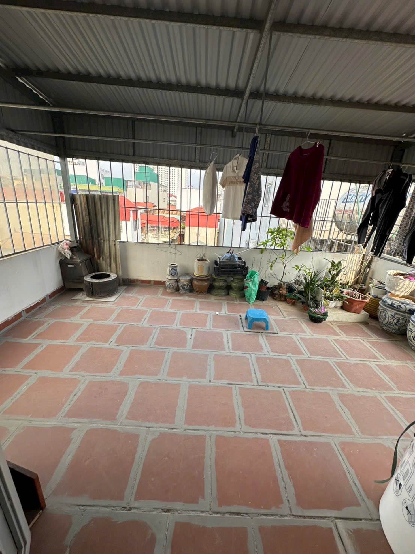 Bán nhà Đại Từ - diện tích 37m2 5 tầng - Nhà đẹp, gần hồ Linh Đàm - giá 8,5 tỷ