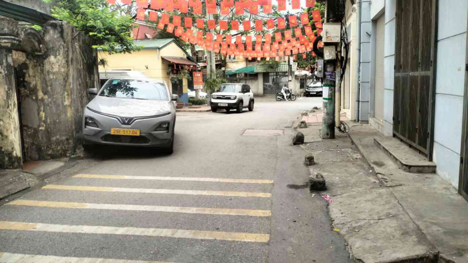 Bán nhà Mai Động - diện tích 25m2 1 tầng - Ô tô đỗ gần - giá 1,45 tỷ