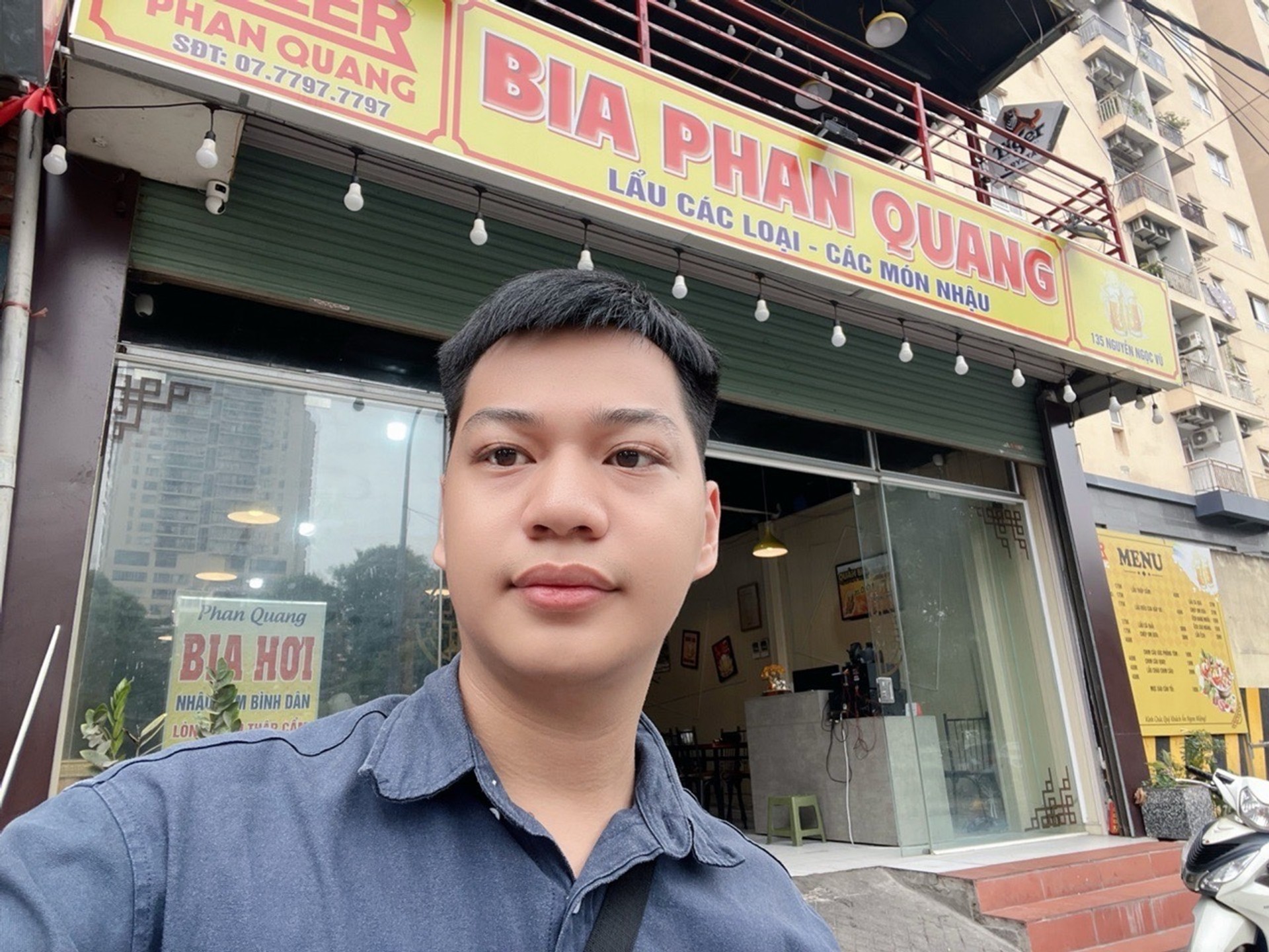 Bán nhà Nguyễn Ngọc Vũ - diện tích 198m2 2 tầng - Mặt phố kinh doanh ác liệt - giá 115,66 tỷ