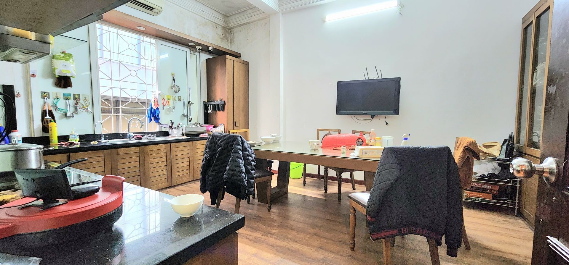 Bán nhà Núi Trúc - diện tích 209m2 5 tầng - Ô tô vòng quanh - giá 104 tỷ