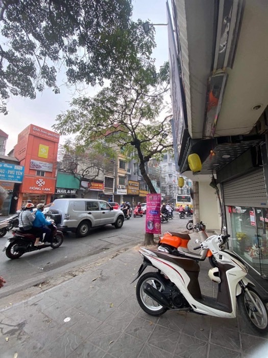 Bán nhà Bạch Mai - diện tích 63m2 5 tầng - Mặt phố, thang máy, kinh doanh - giá 32,6 tỷ