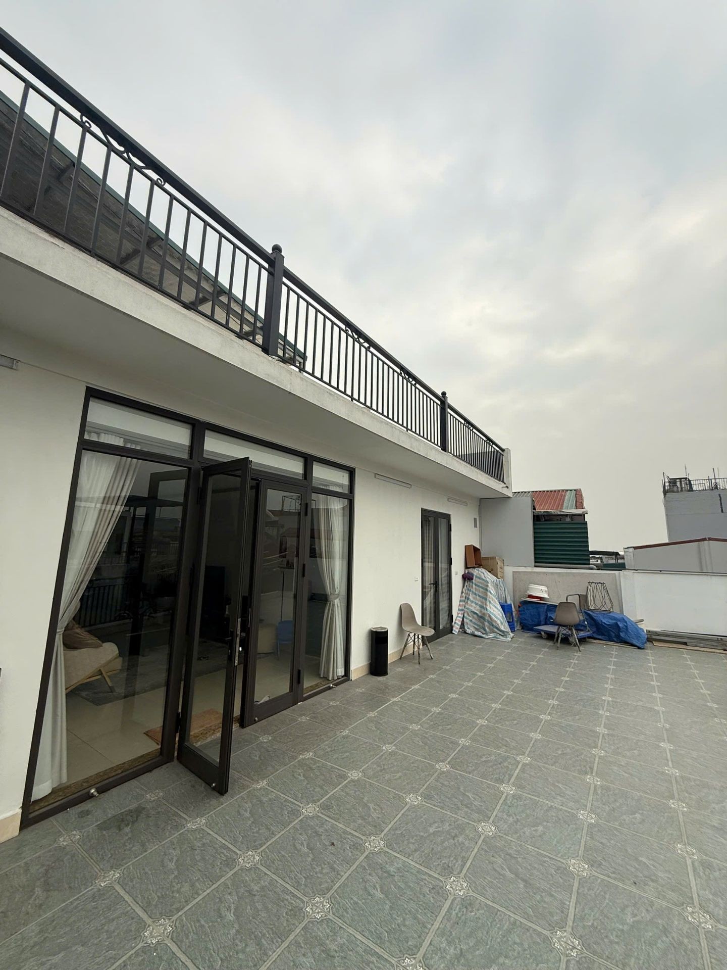 Bán nhà Đầm Trấu - diện tích 188m2 6 tầng - Phân lô ô tô tránh - giá 96,5 tỷ