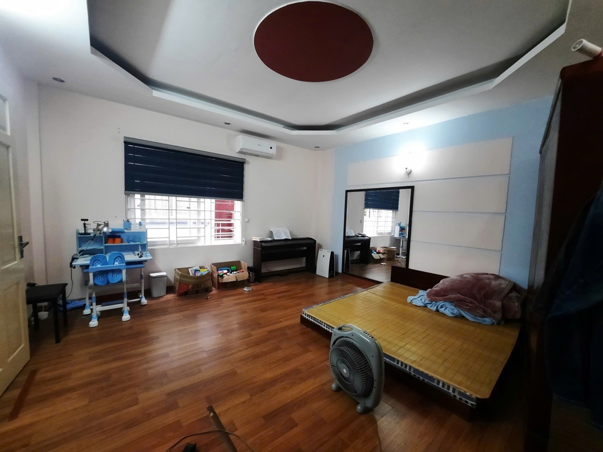 Bán nhà Chính Kinh - diện tích 38m2 5 tầng - Ngõ trước nhà rộng, thoáng - giá 10,8 tỷ