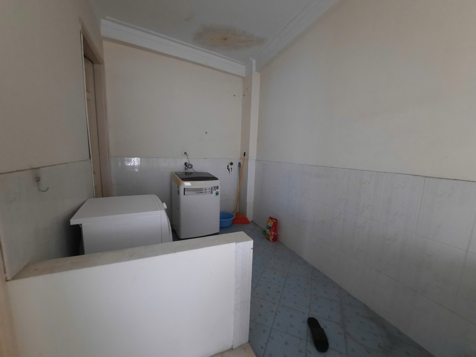 Bán nhà Chính Kinh - diện tích 38m2 5 tầng - Ngõ trước nhà rộng, thoáng - giá 10,8 tỷ