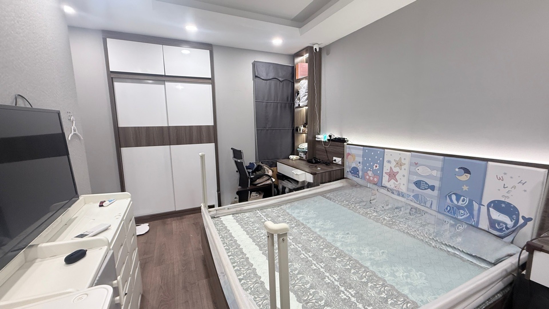 Bán nhà Minh Khai - diện tích 75m2 1 tầng - Căn hộ cao cấp - giá 7,95 tỷ