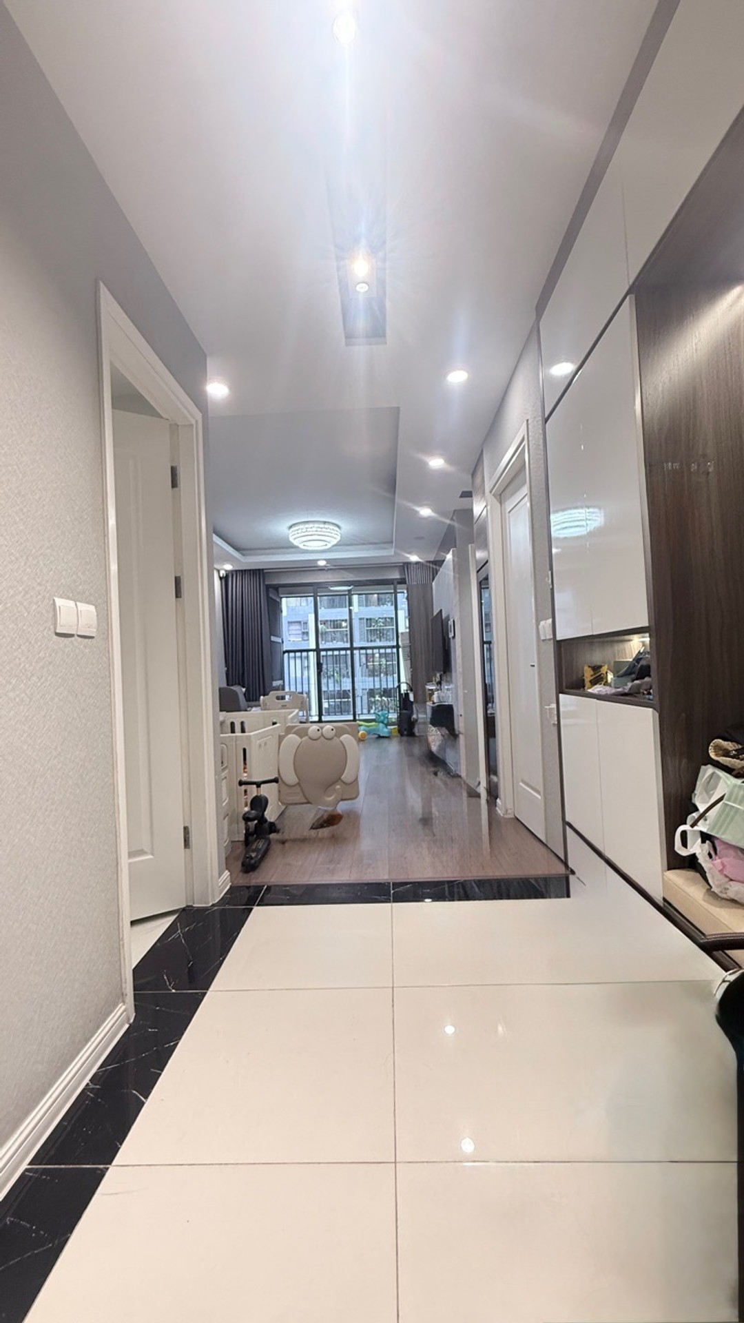 Bán nhà Minh Khai - diện tích 75m2 1 tầng - Căn hộ cao cấp - giá 7,95 tỷ