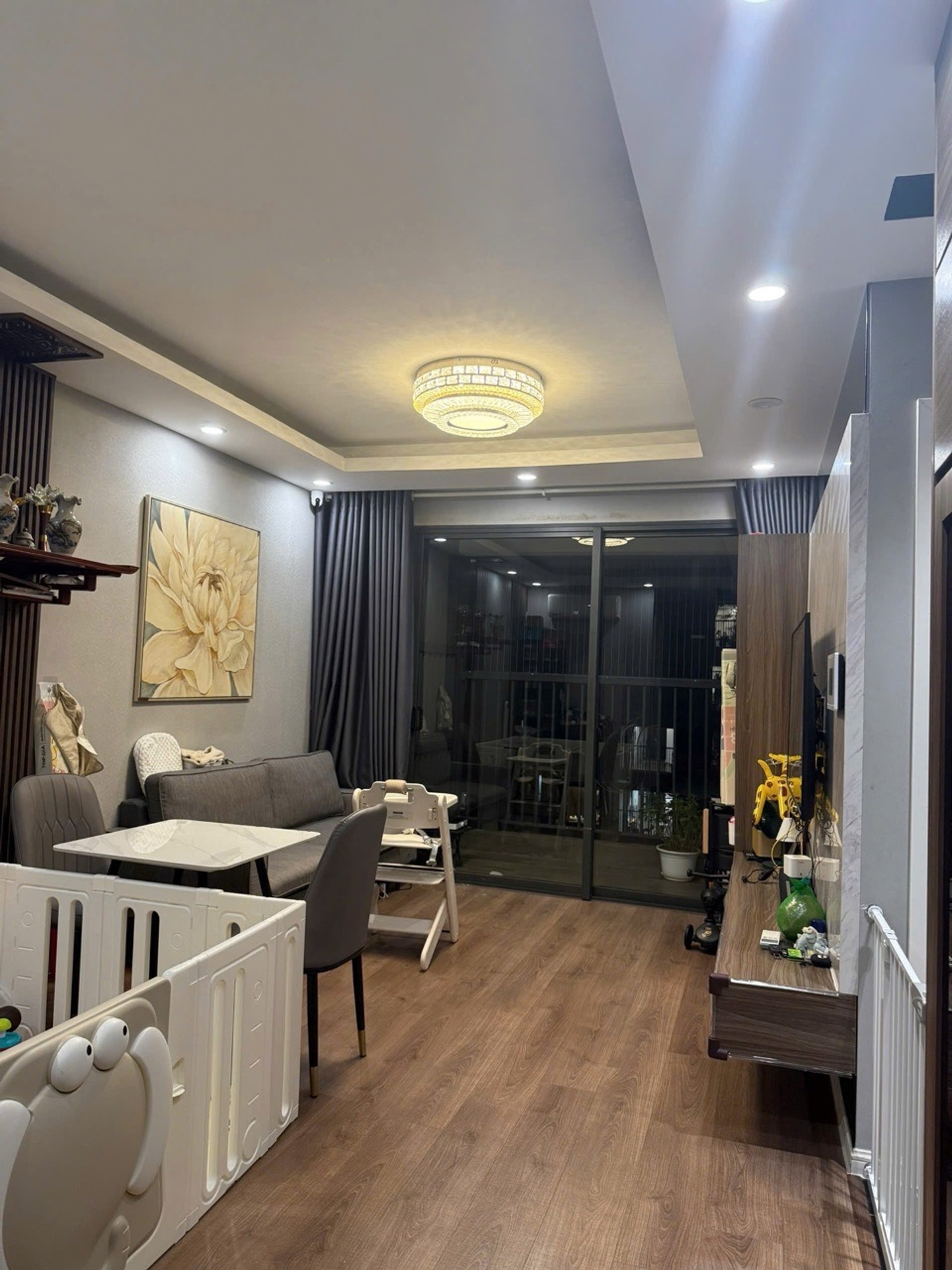 Bán nhà Minh Khai - diện tích 75m2 1 tầng - Căn hộ cao cấp - giá 7,95 tỷ
