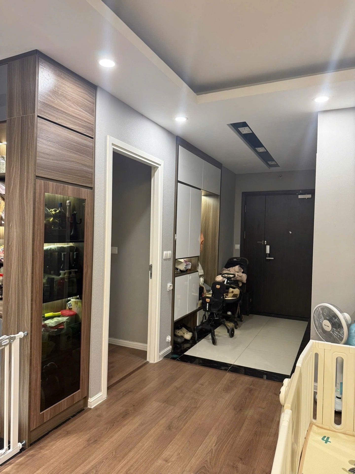 Bán nhà Minh Khai - diện tích 75m2 1 tầng - Căn hộ cao cấp - giá 7,95 tỷ